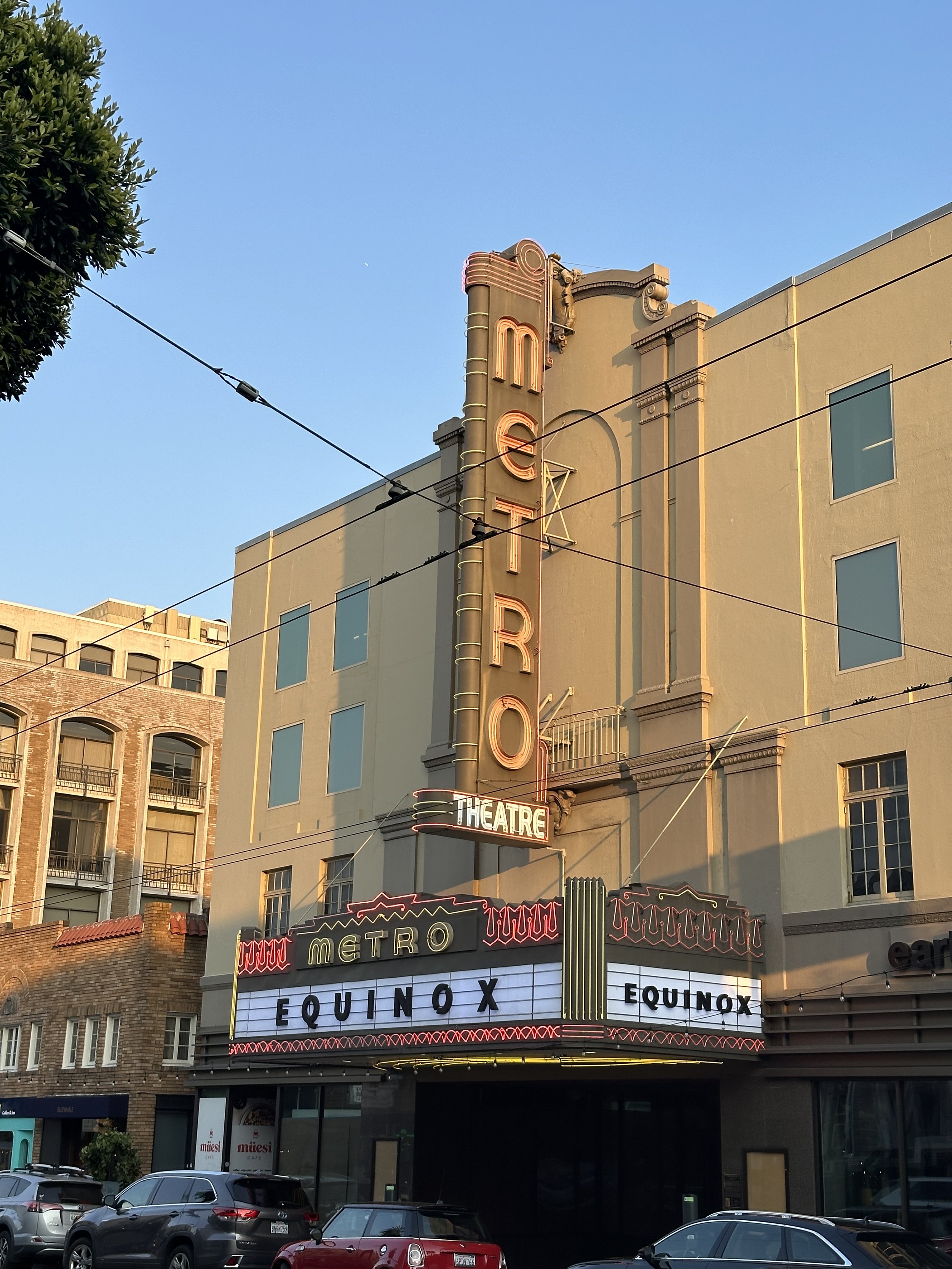 The Metro Theatre is one of San Francisco’s most iconic cinema and performance venues.
With its ornate façade and vintage interior, it reflects the city’s rich cultural and artistic history.