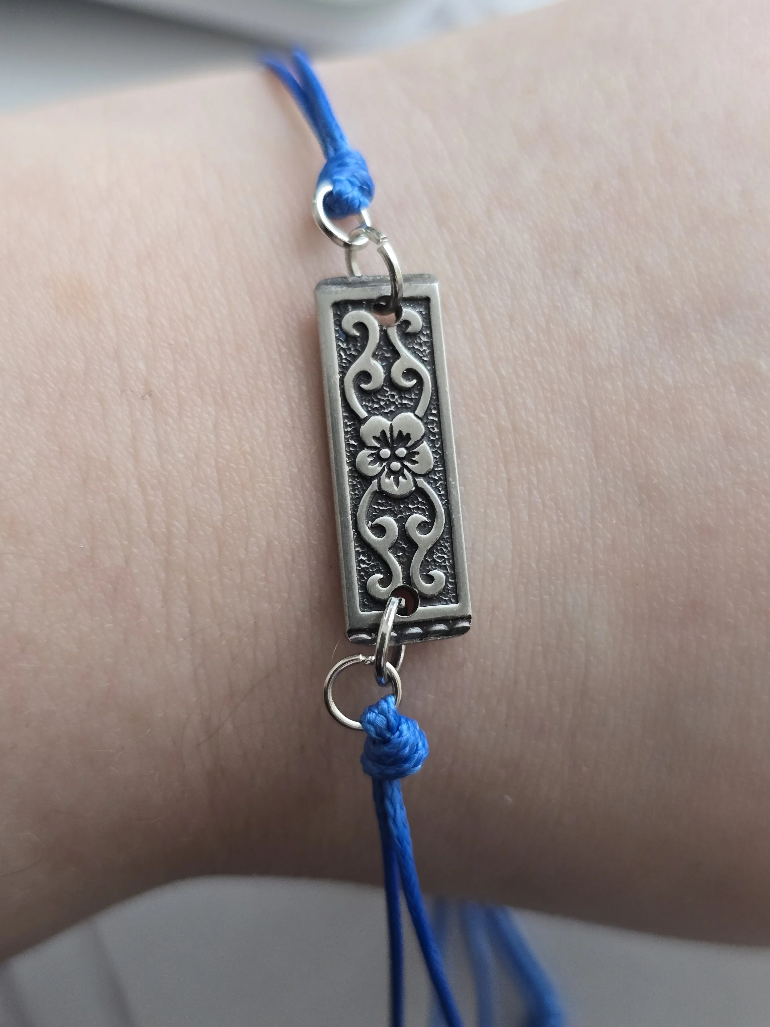 Floral silverware bracelet