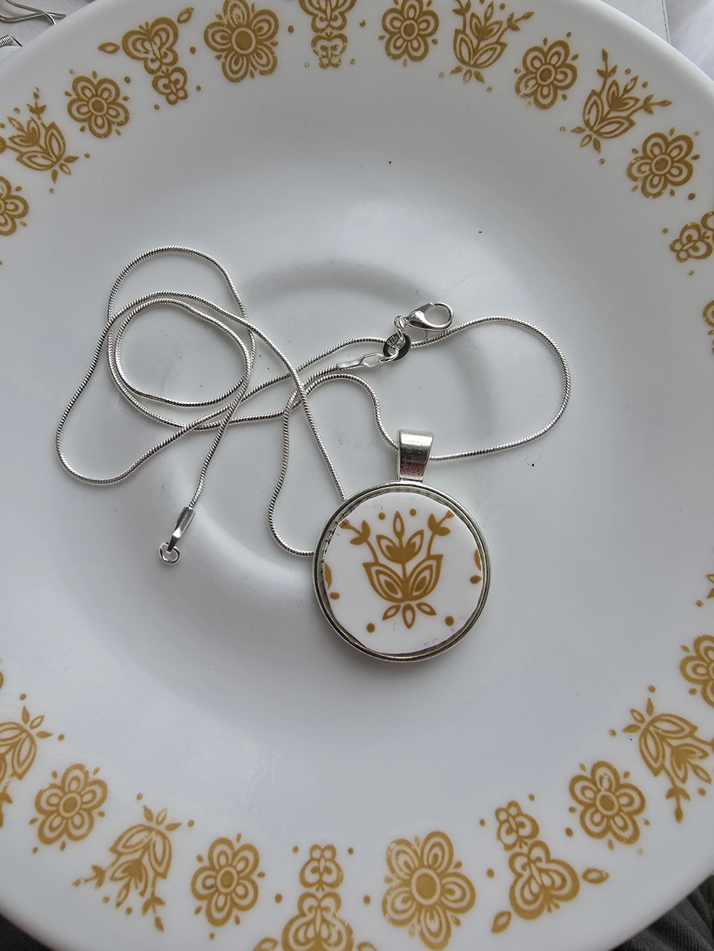 Corelle Gold Butterfly Broken plate pendant necklace