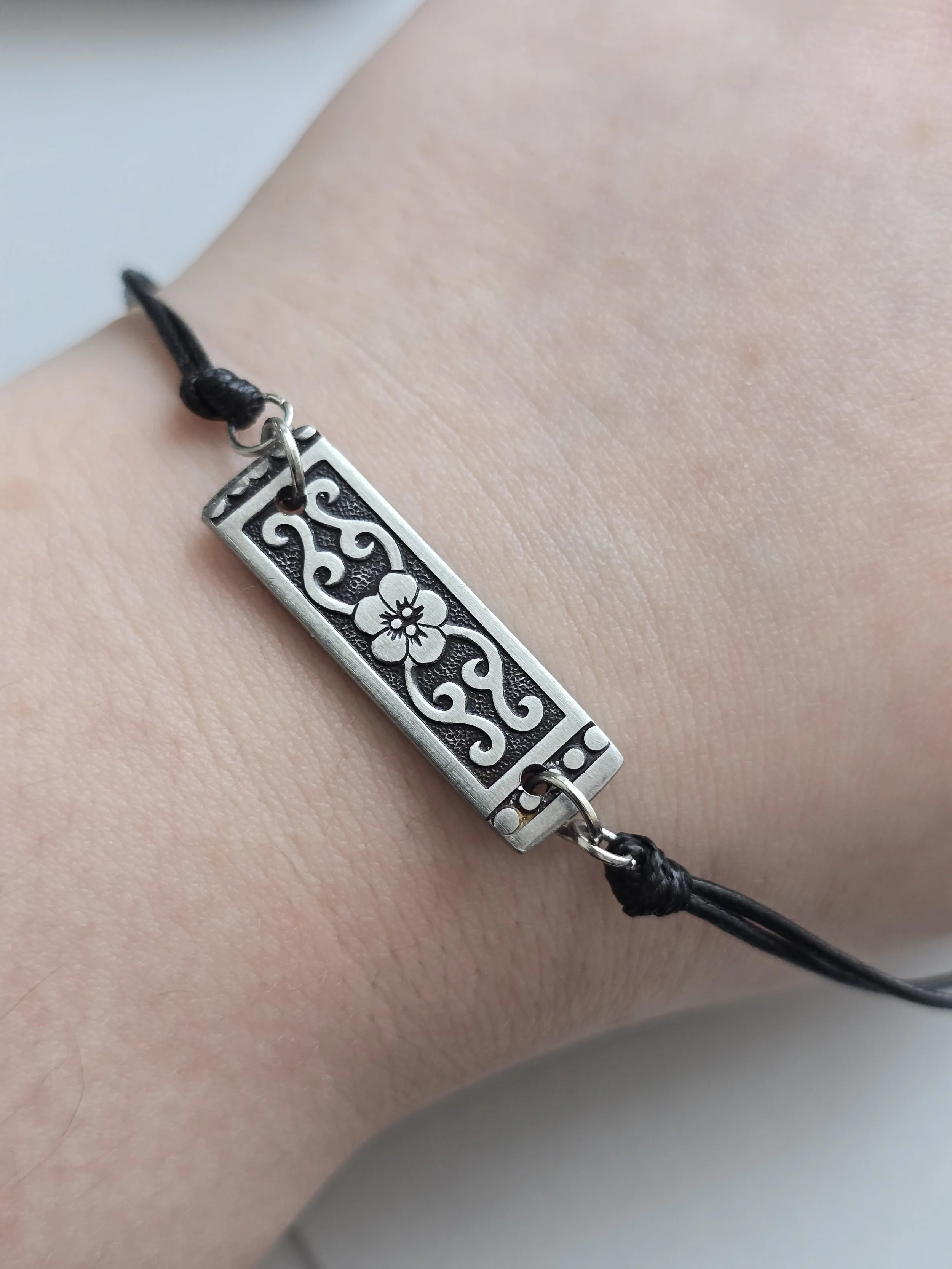 Floral silverware bracelet