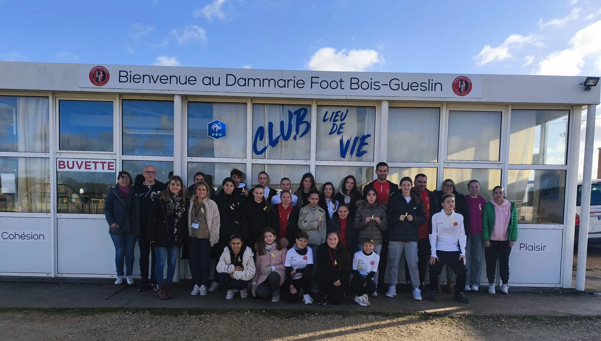 Sensibilisation Club De Foot Des Jeunes Joueuses De Dammarie
