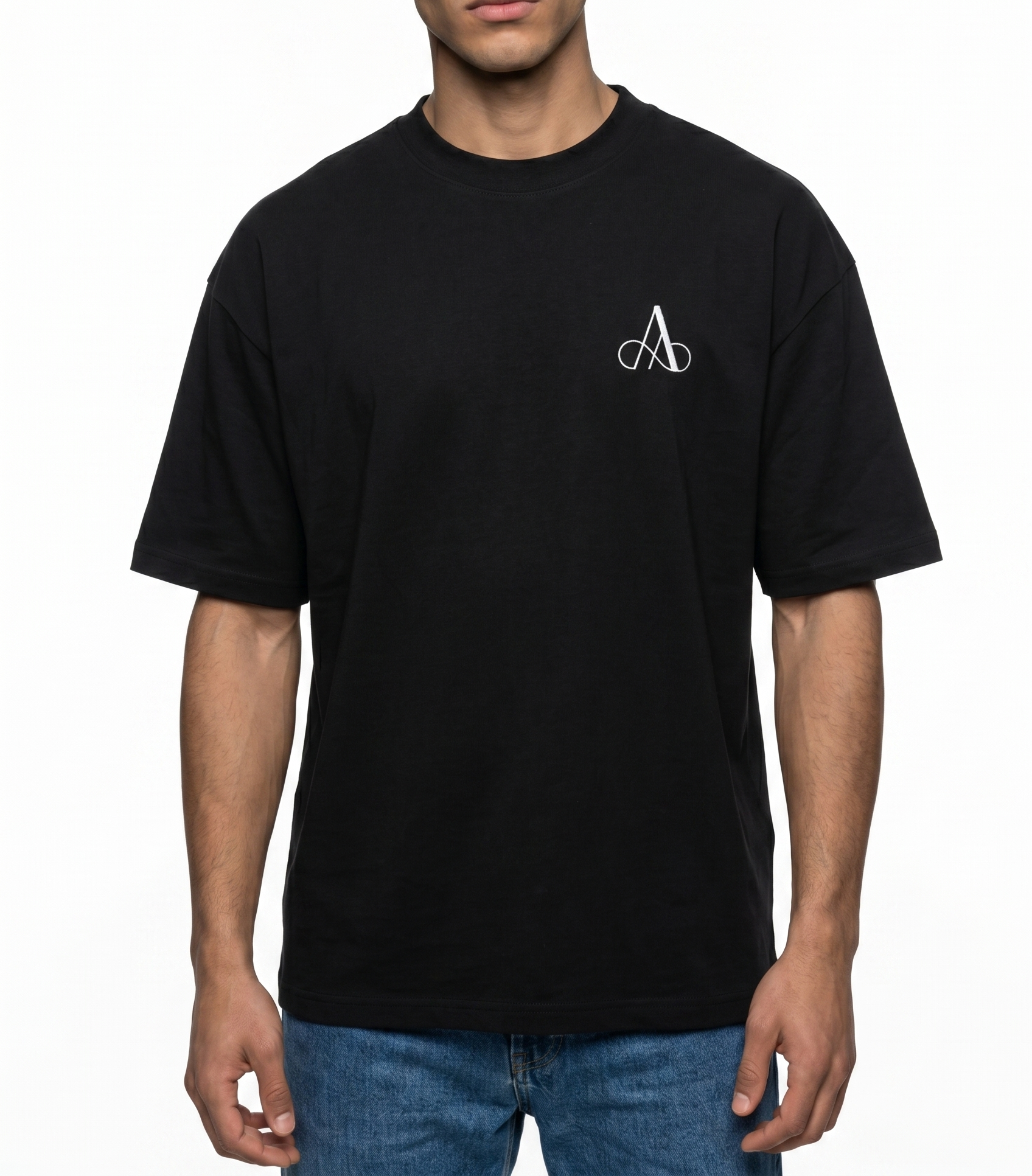 Oversized Black t-shirt Front.png