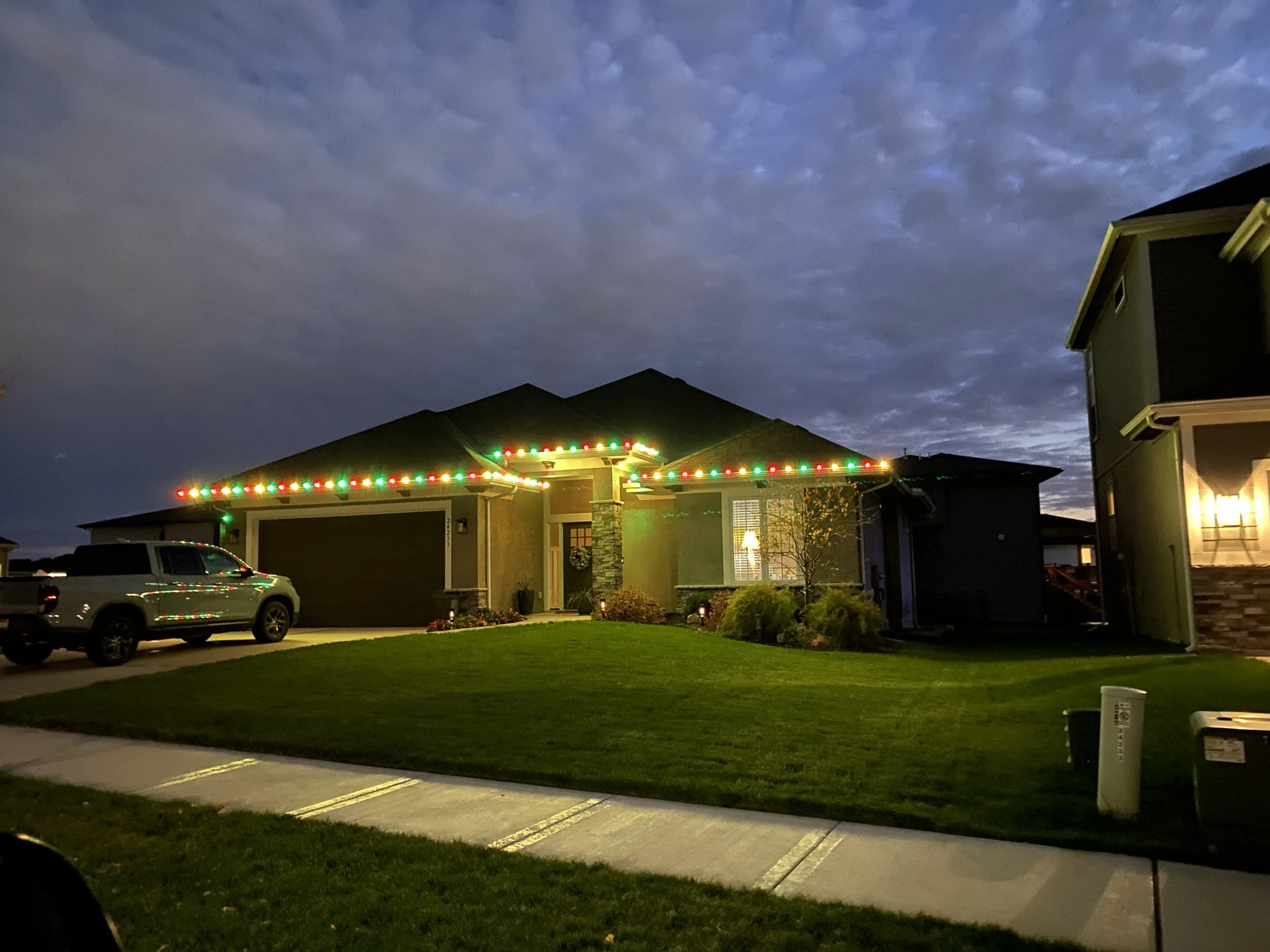 Green, Red, Warm White