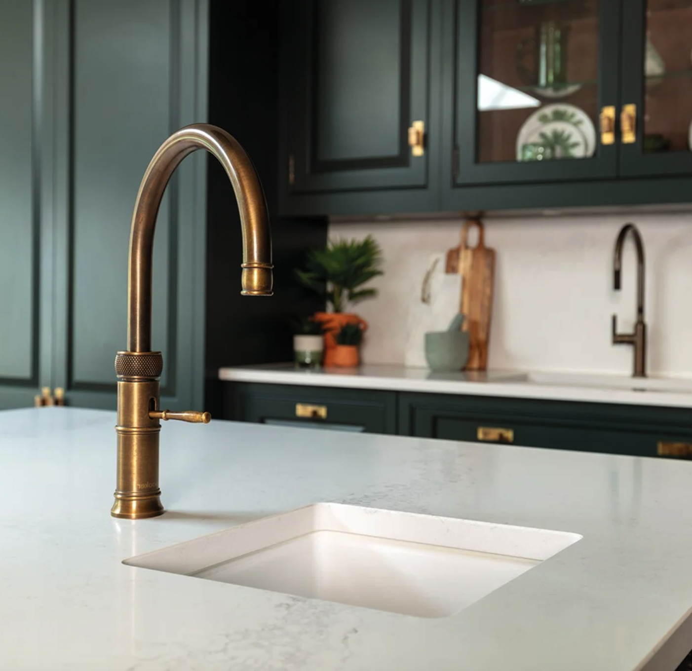 We provide bespoke renovation and building and construction services services in burradoo, bowral, moss vale, kangaloon, mittagong, sutton forrest and exeter