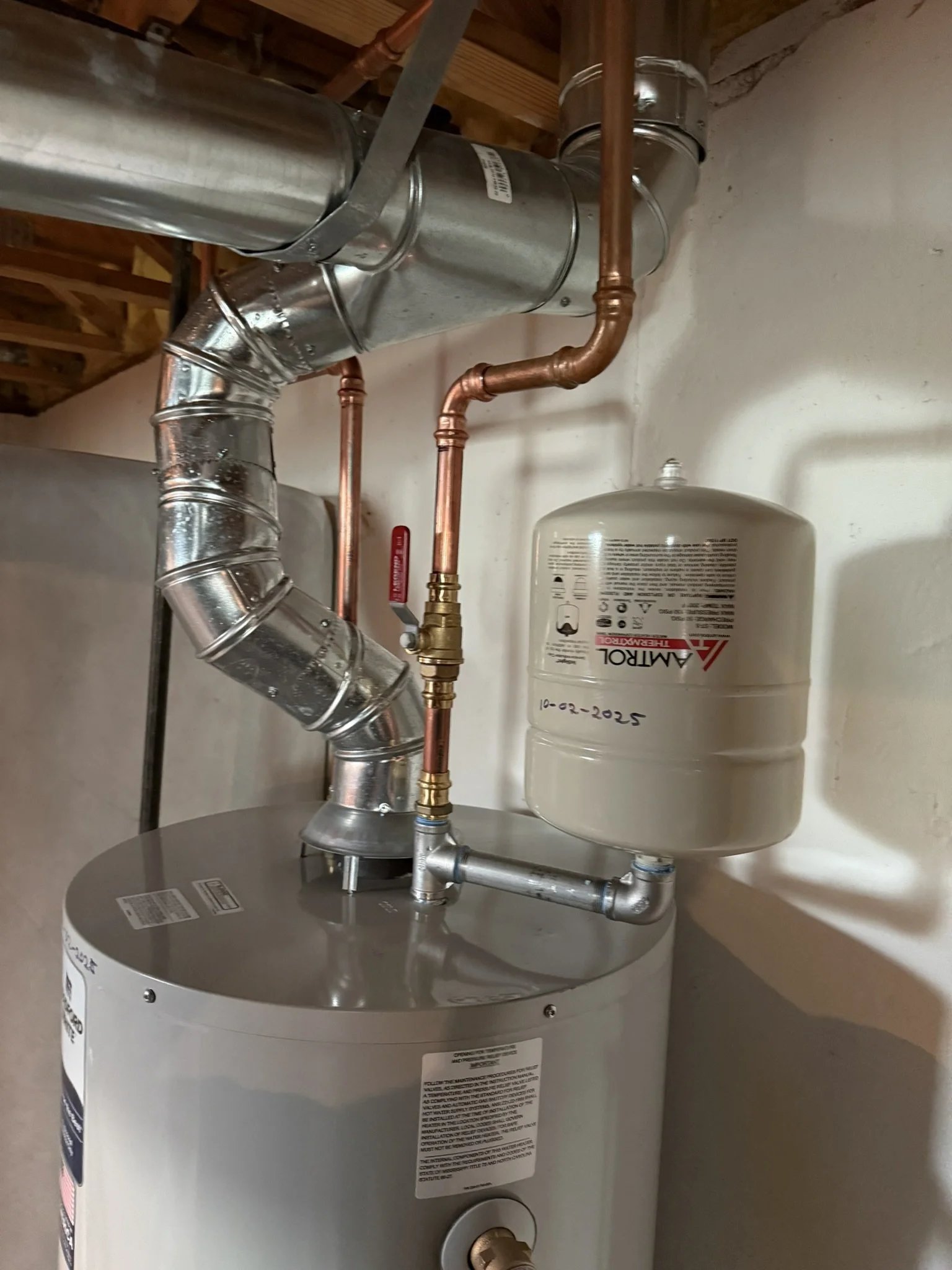Water heater repair and installation in Easton PA by licensed plumber