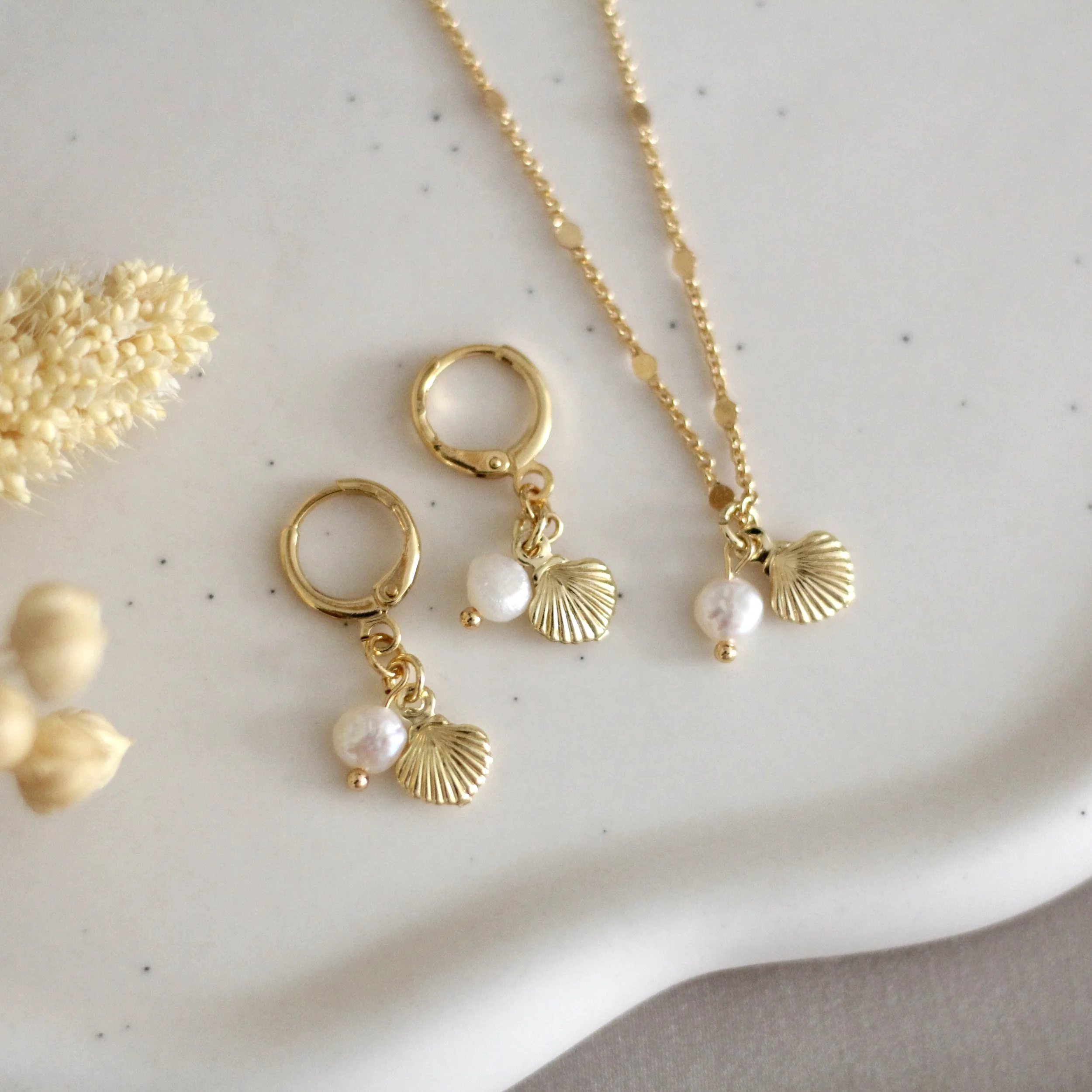 jewelry-set-vergoldet-schmuck.jpg