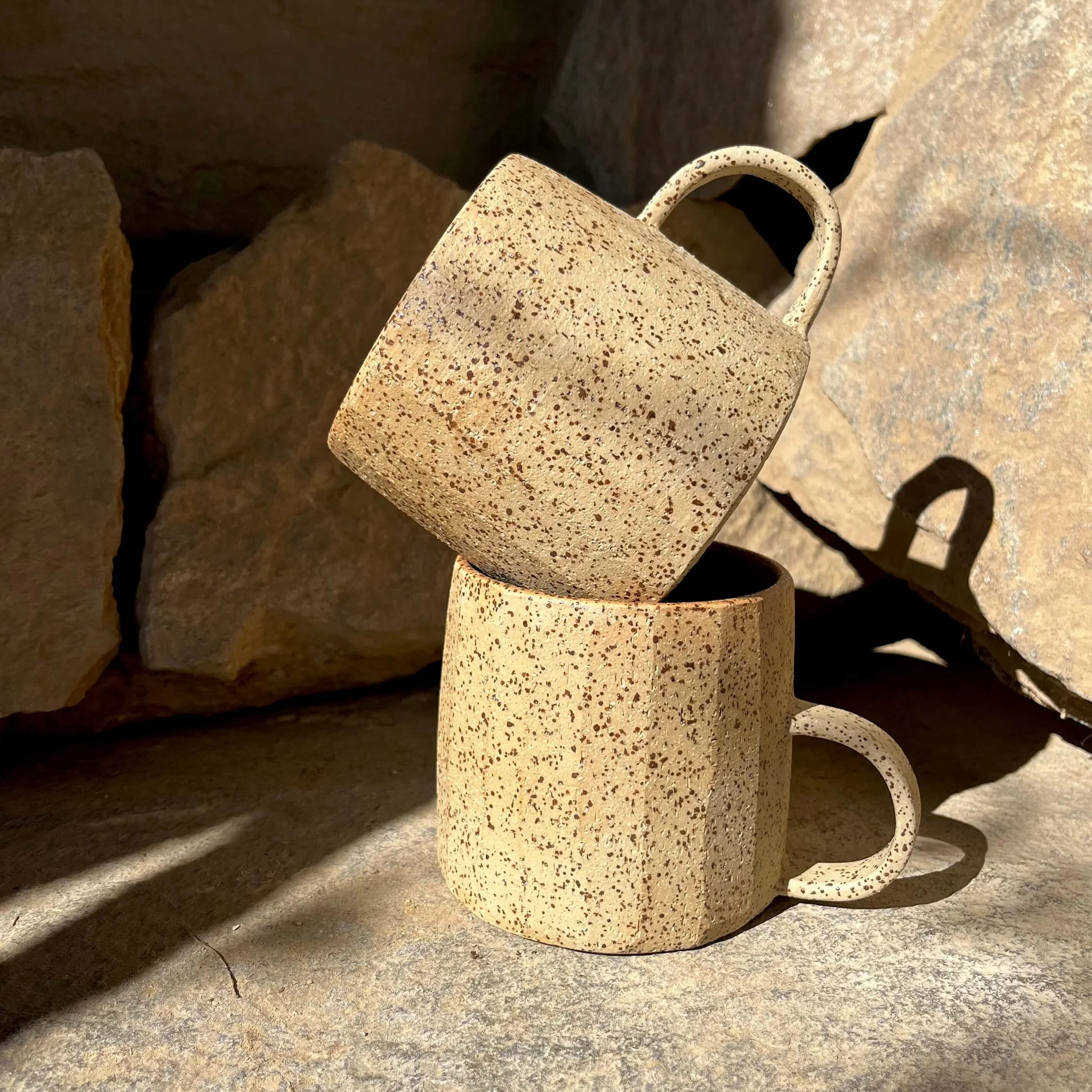 Staccato mug large in Sand