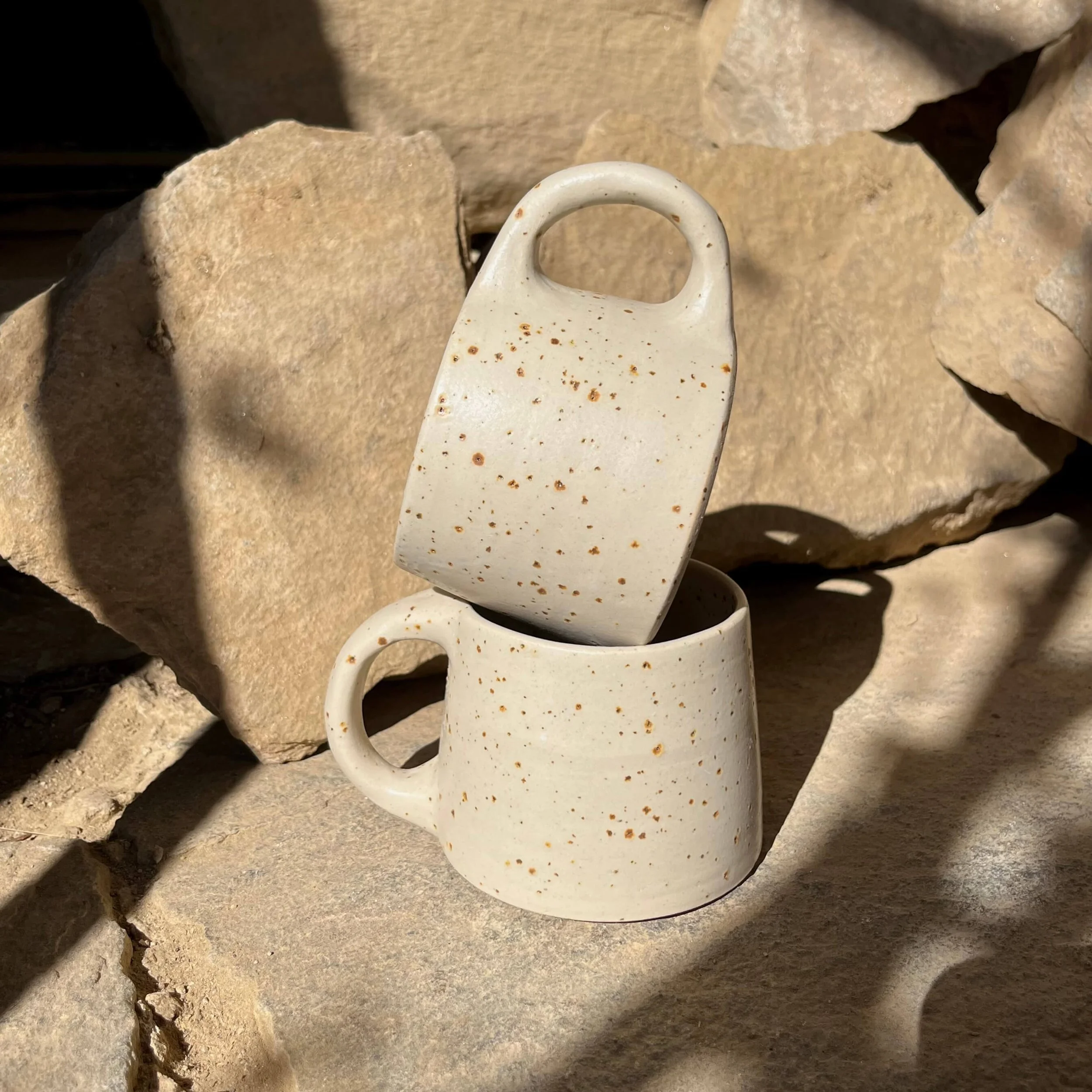 Solis mug in Ivory