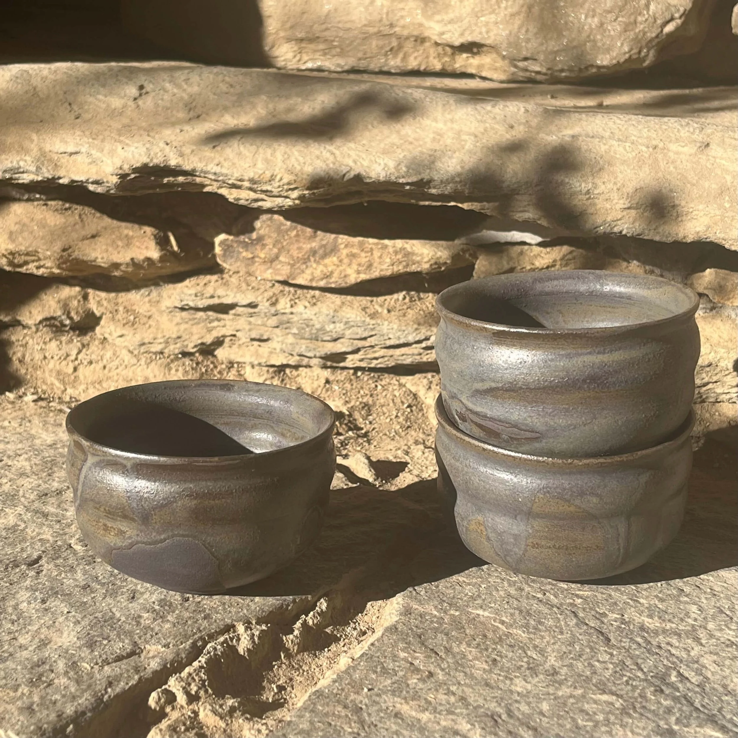 Sway cup small in basalt