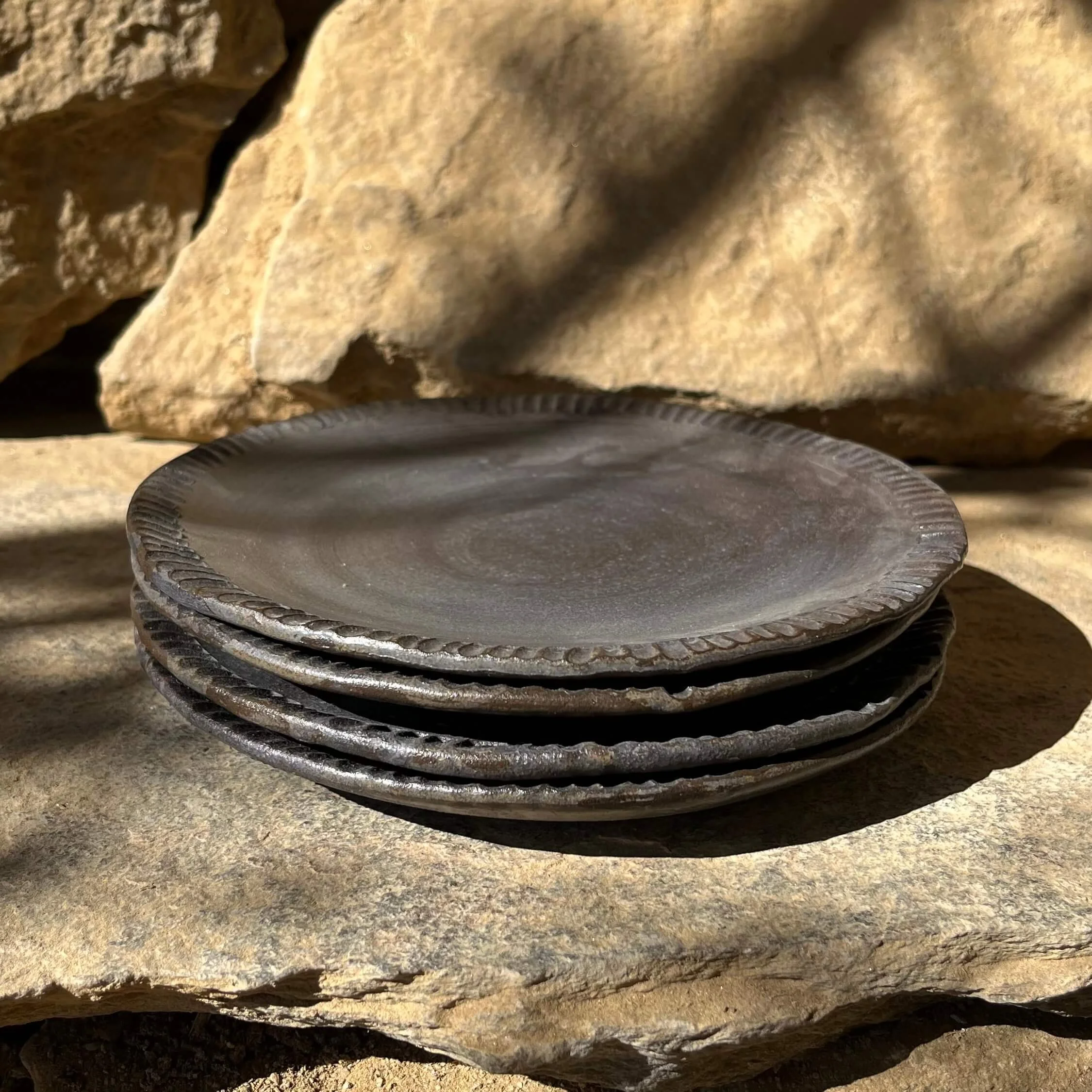 Darc staccato plate 18 basalt 1.jpeg