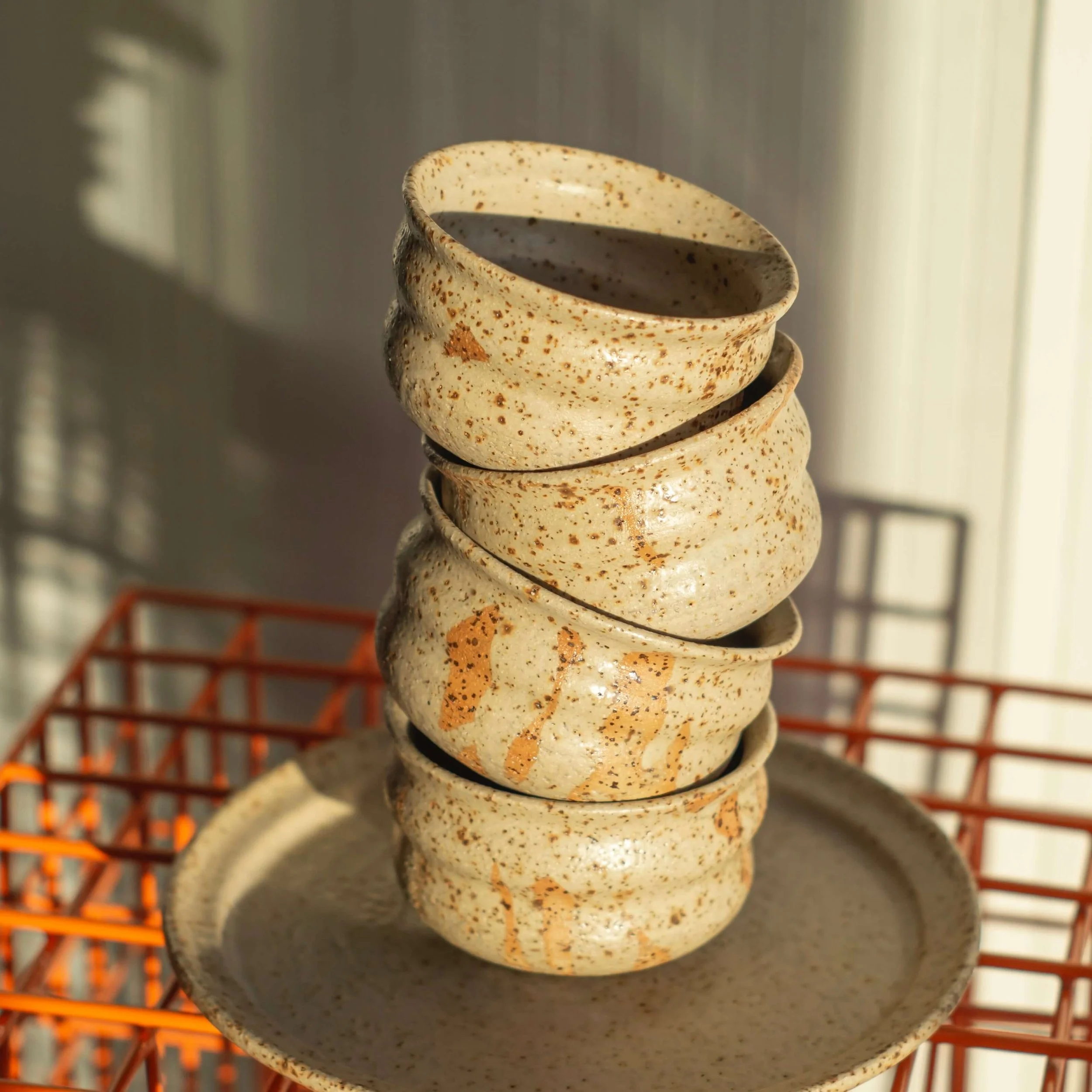 Sway cup small in tiger