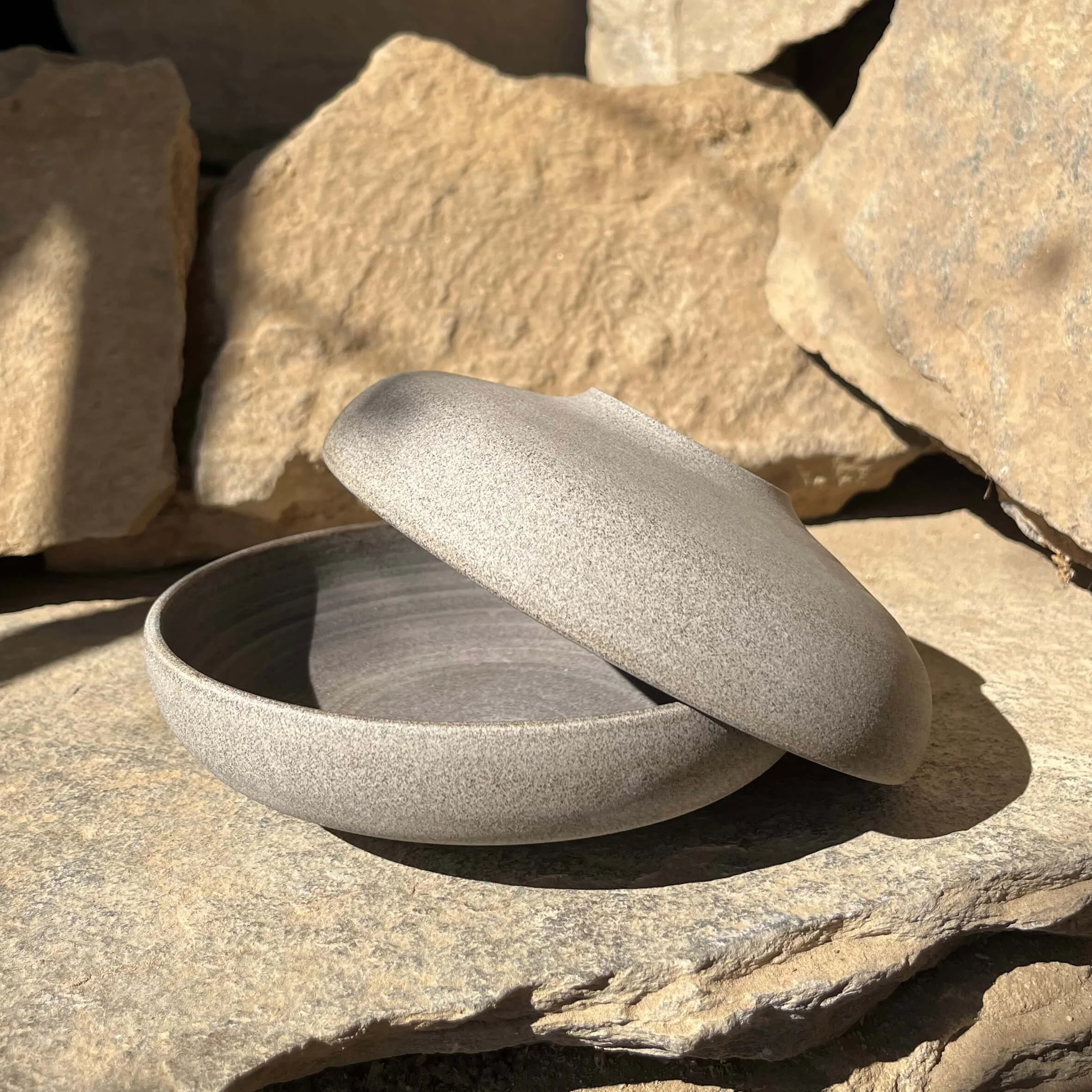 Balance bowl in Granite