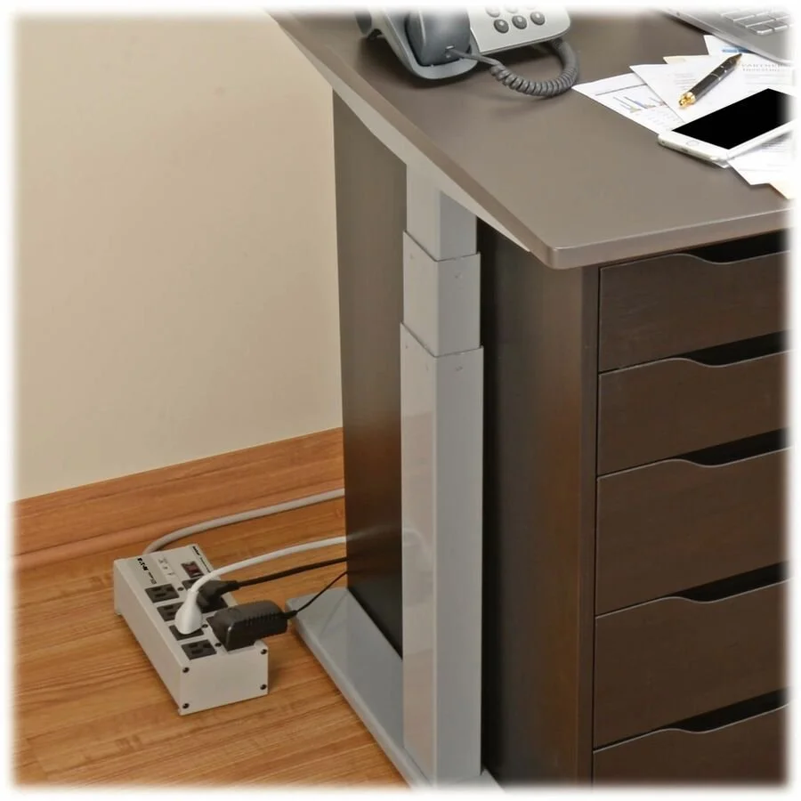 eaton tripp 8 outlet metal 2.jpg