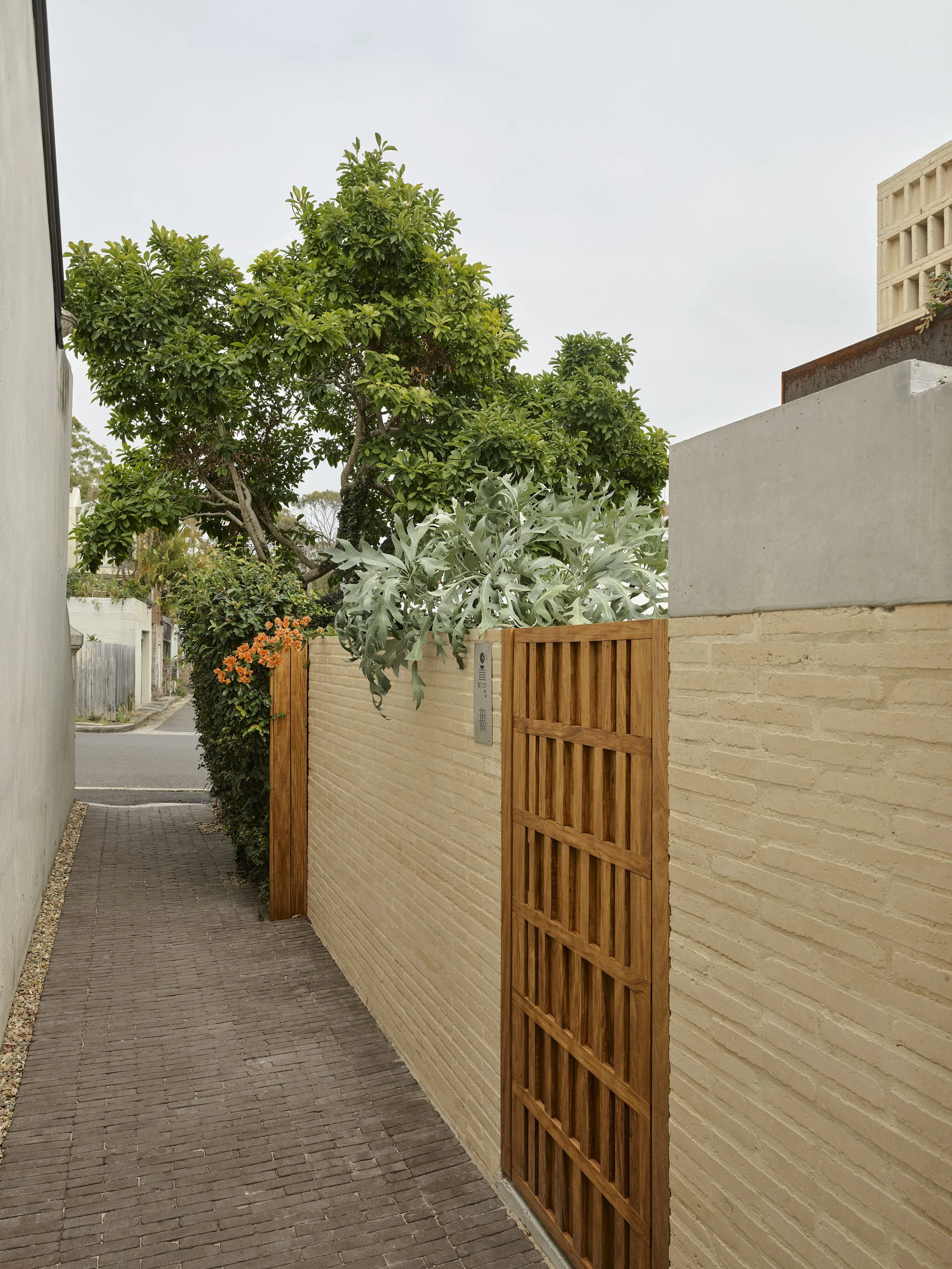 the rear laneway restoration in a heritage conservation area by Muci architects.
