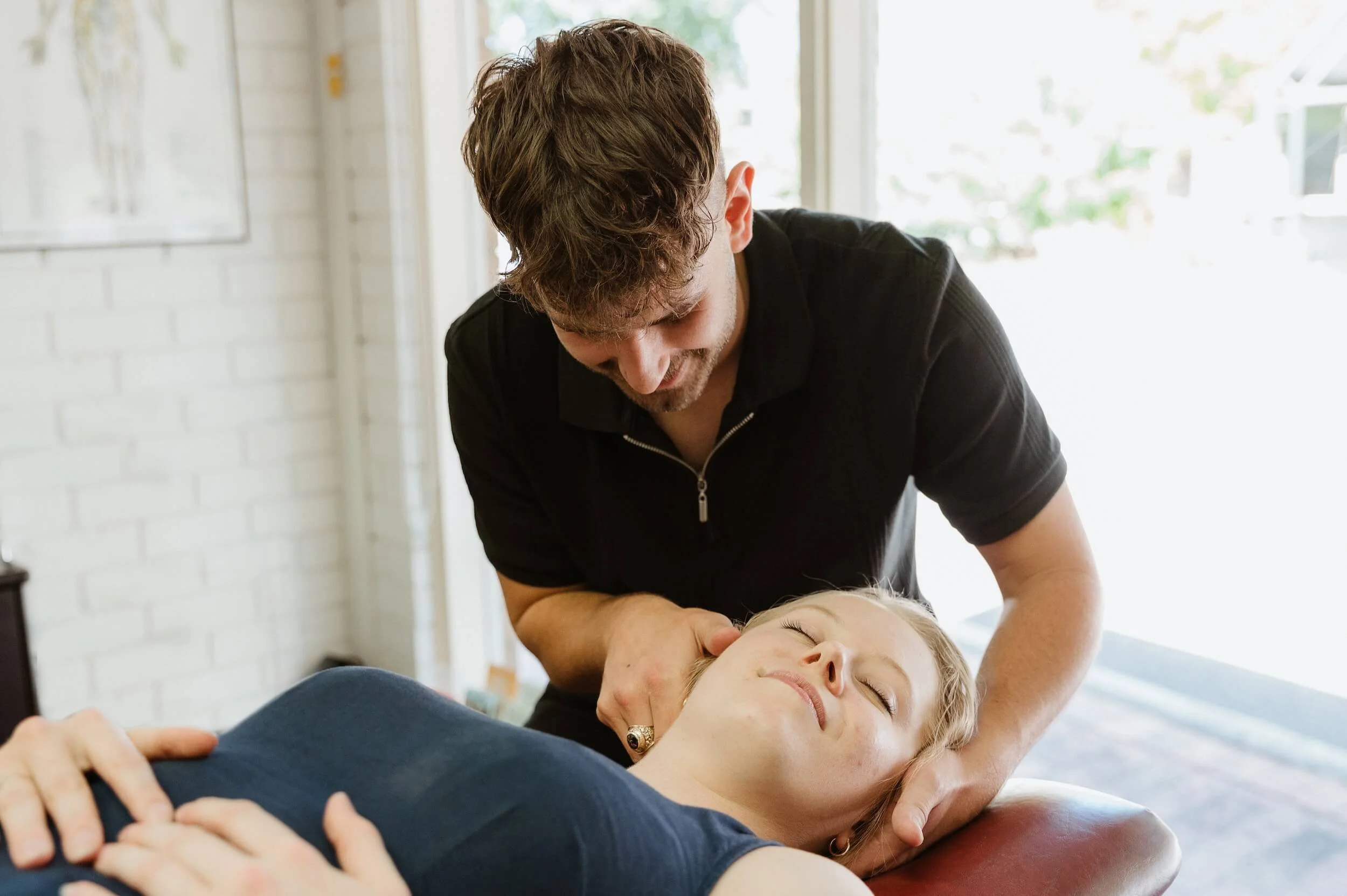 Neck pain chiropractor in Stirling and Adelaide Hills by Mount Lofty Chiropractic