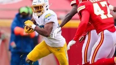 Justin Jackson, NFL Running Back Talks Public Power