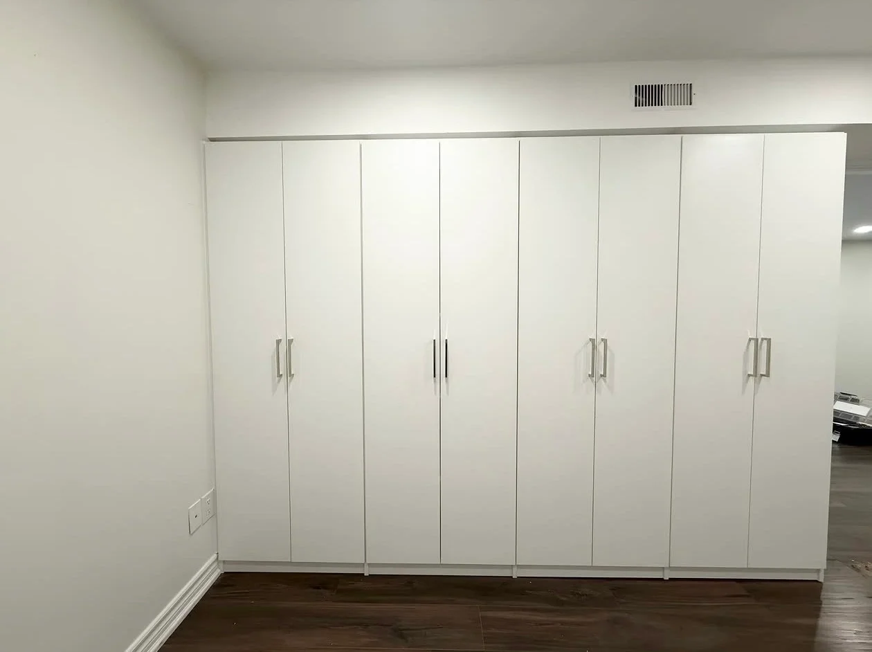 Built-In Closets &amp; Wardrobes in Toronto: Complete Guide to Design, Materials &amp; Pricing
