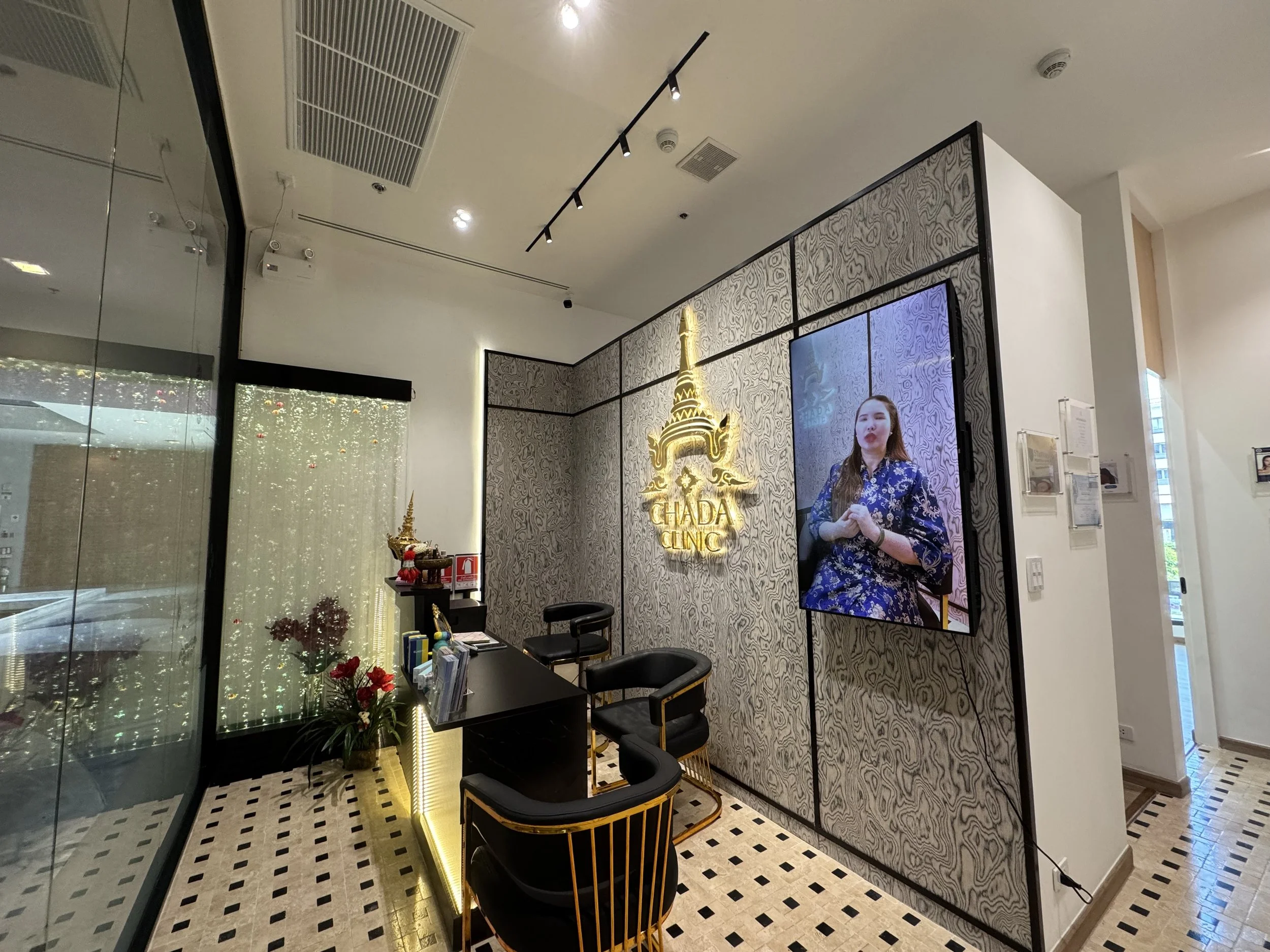 Medical Aesthetics vs. Beauty Salons in Bangkok: Why the Difference Matters