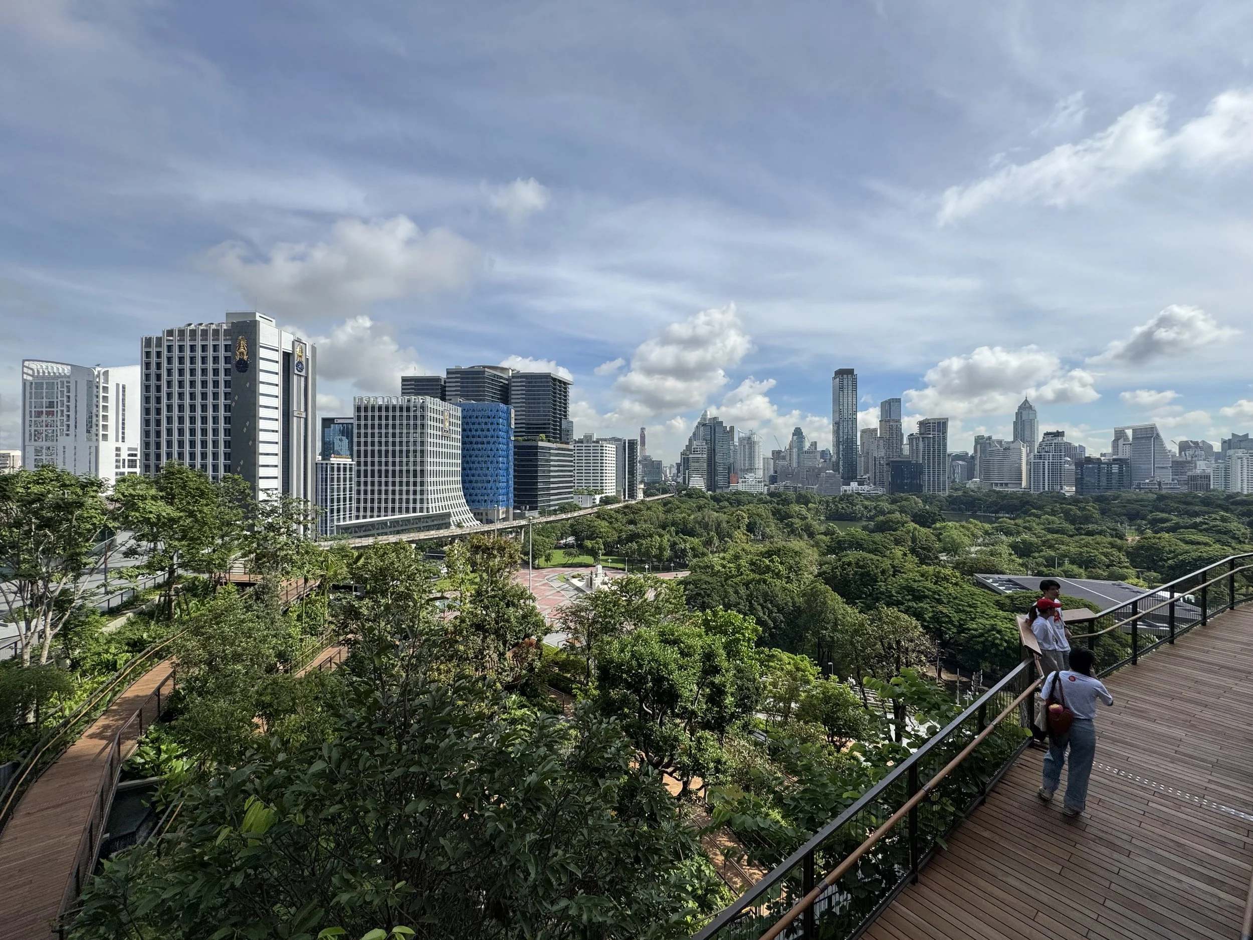 Skin Treatments in Bangkok for Tourists: What You Can Safely Get in One Visit