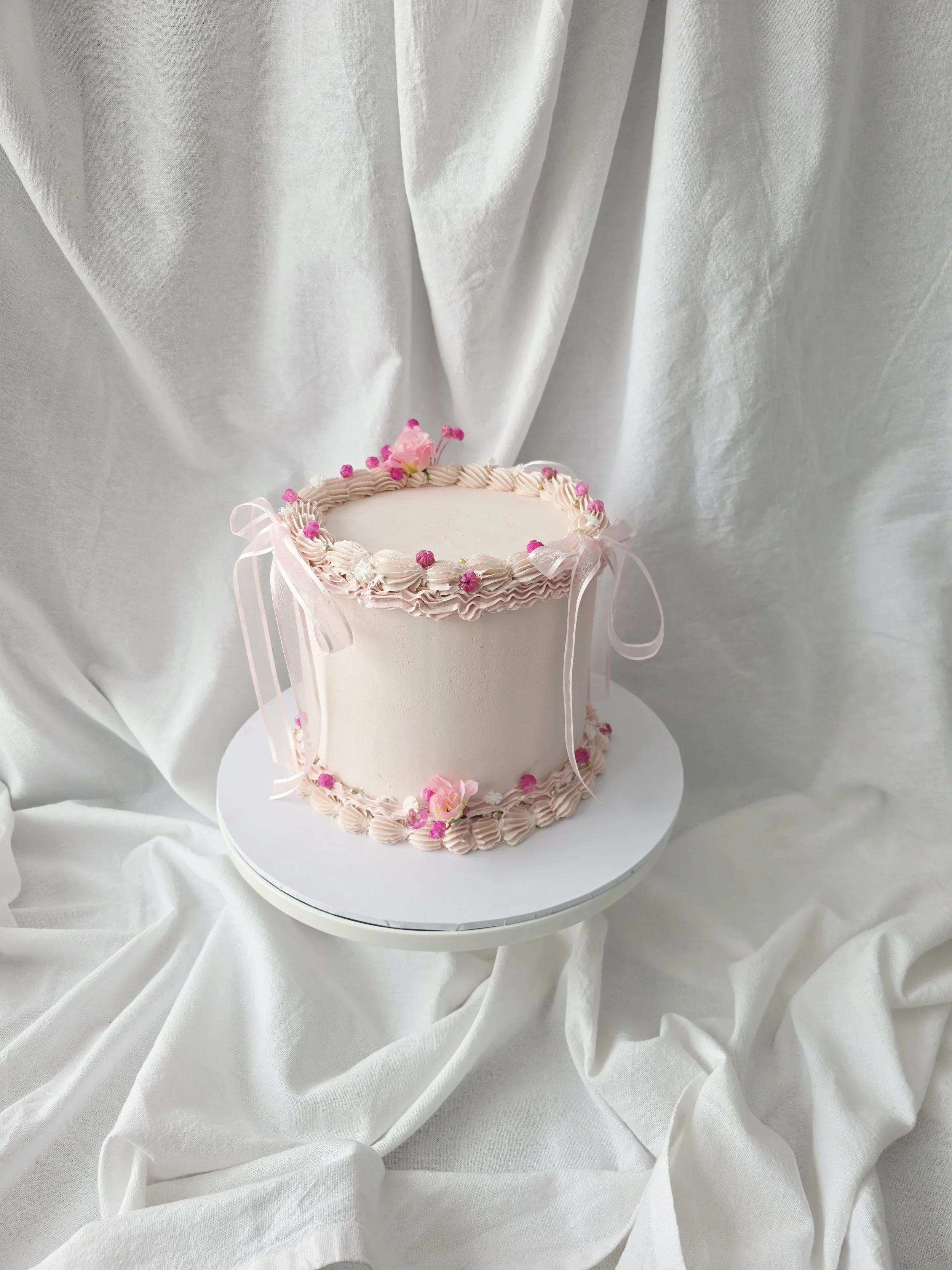 8" Round Birthday Cake 