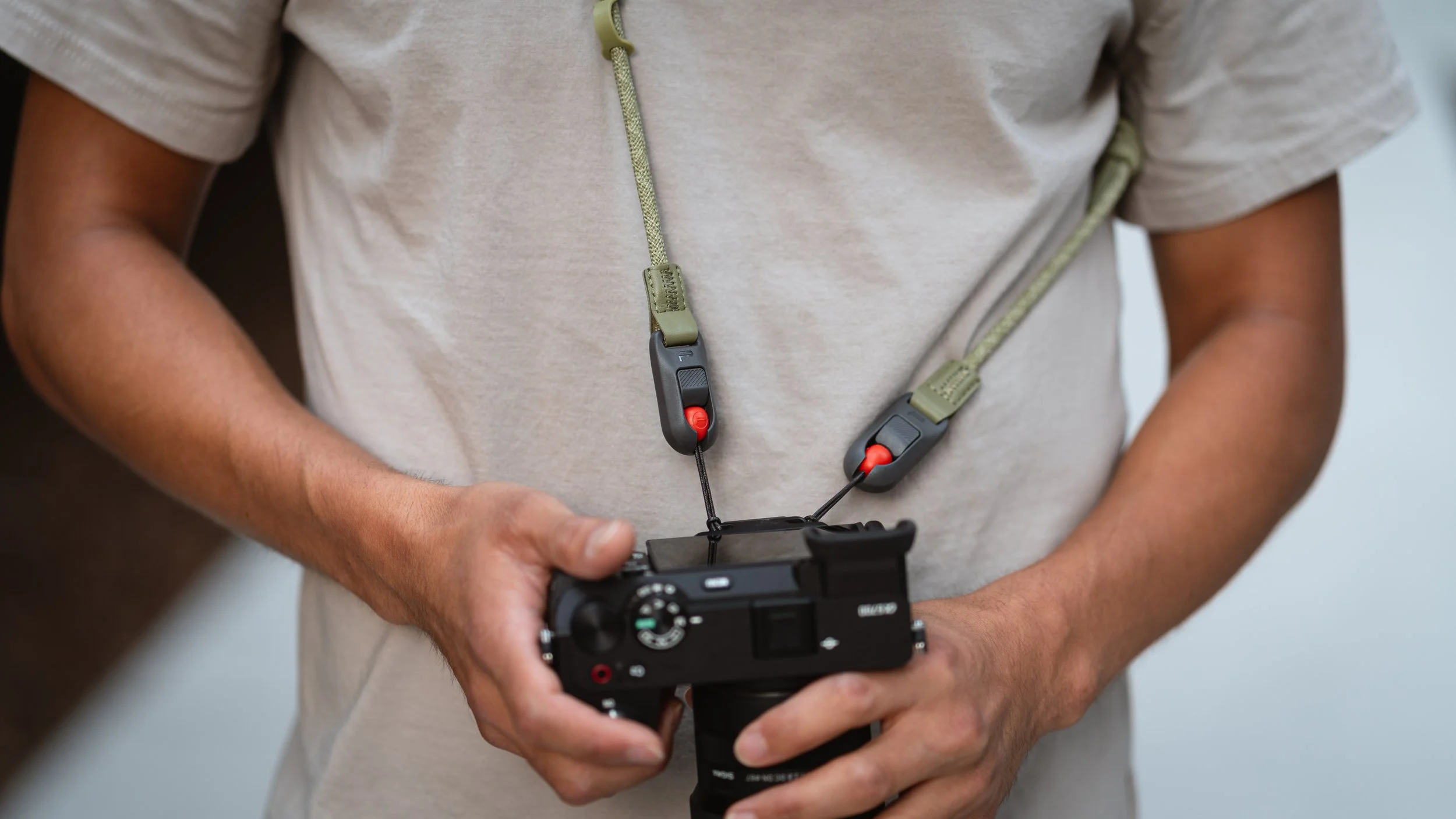 PGYTECH Camera Straps Street-5.jpg