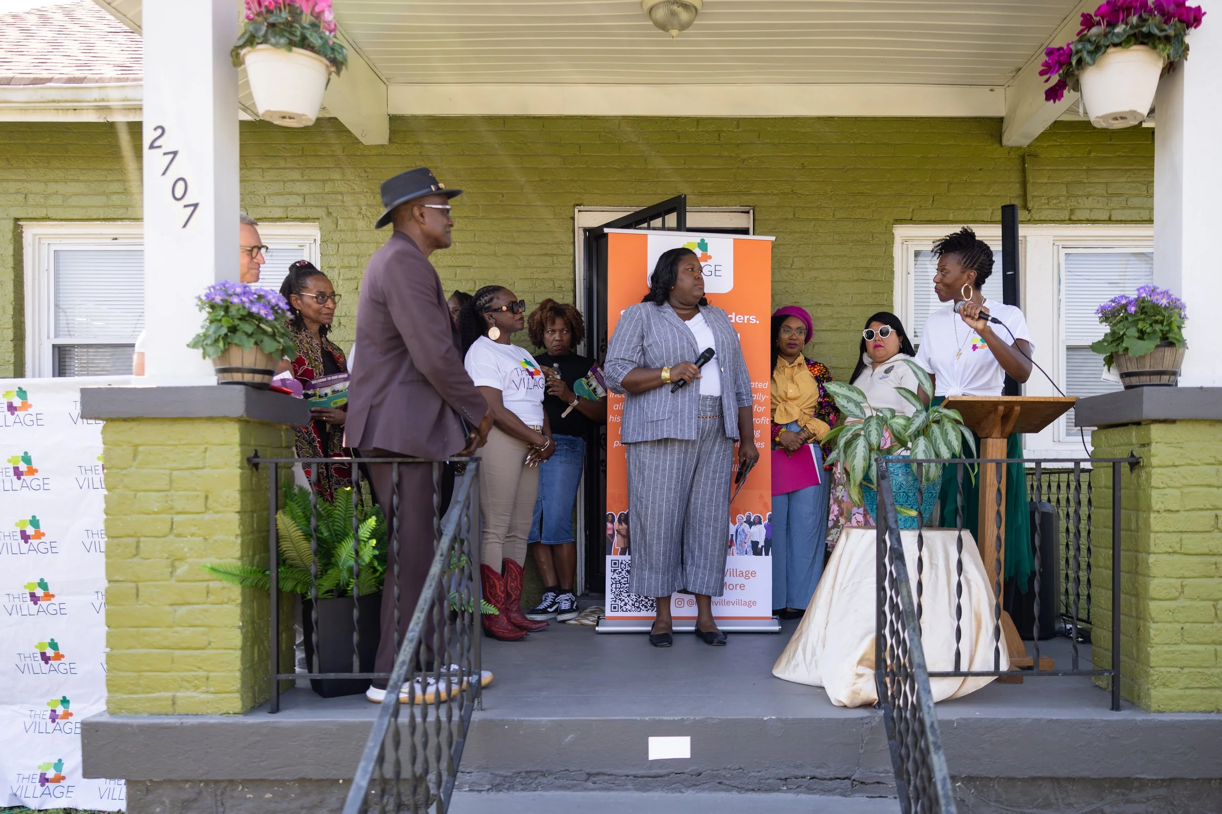 Mojo_Village_Ribboncutting-94.jpg