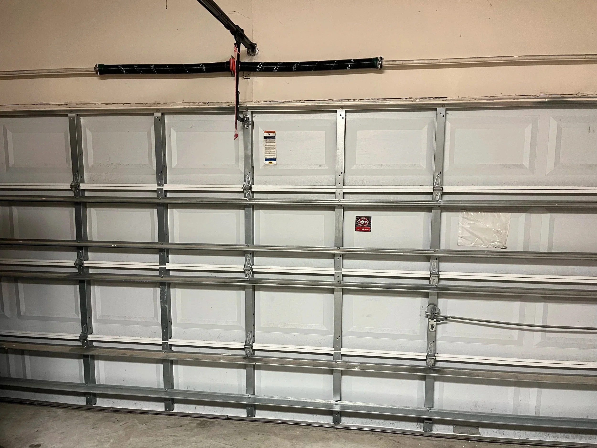 WIND RATED GARAGE DOOR IN LEAGUE CITY TEXAS