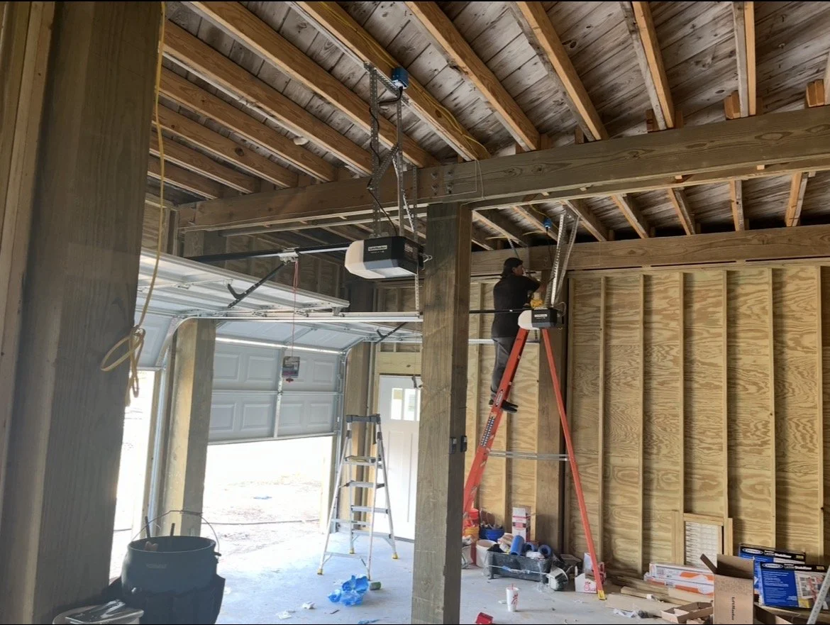 NEW CONSTRUCTION GARAGE DOOR INSTALLATION IN SAN LEON TEXAS