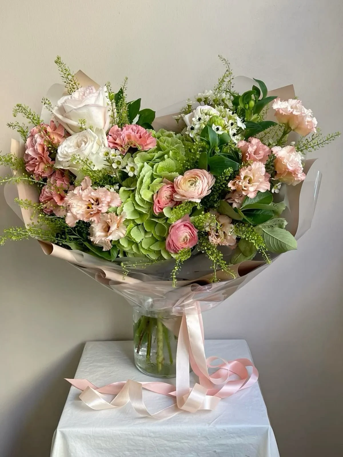 Wrapped Bouquet – Lush