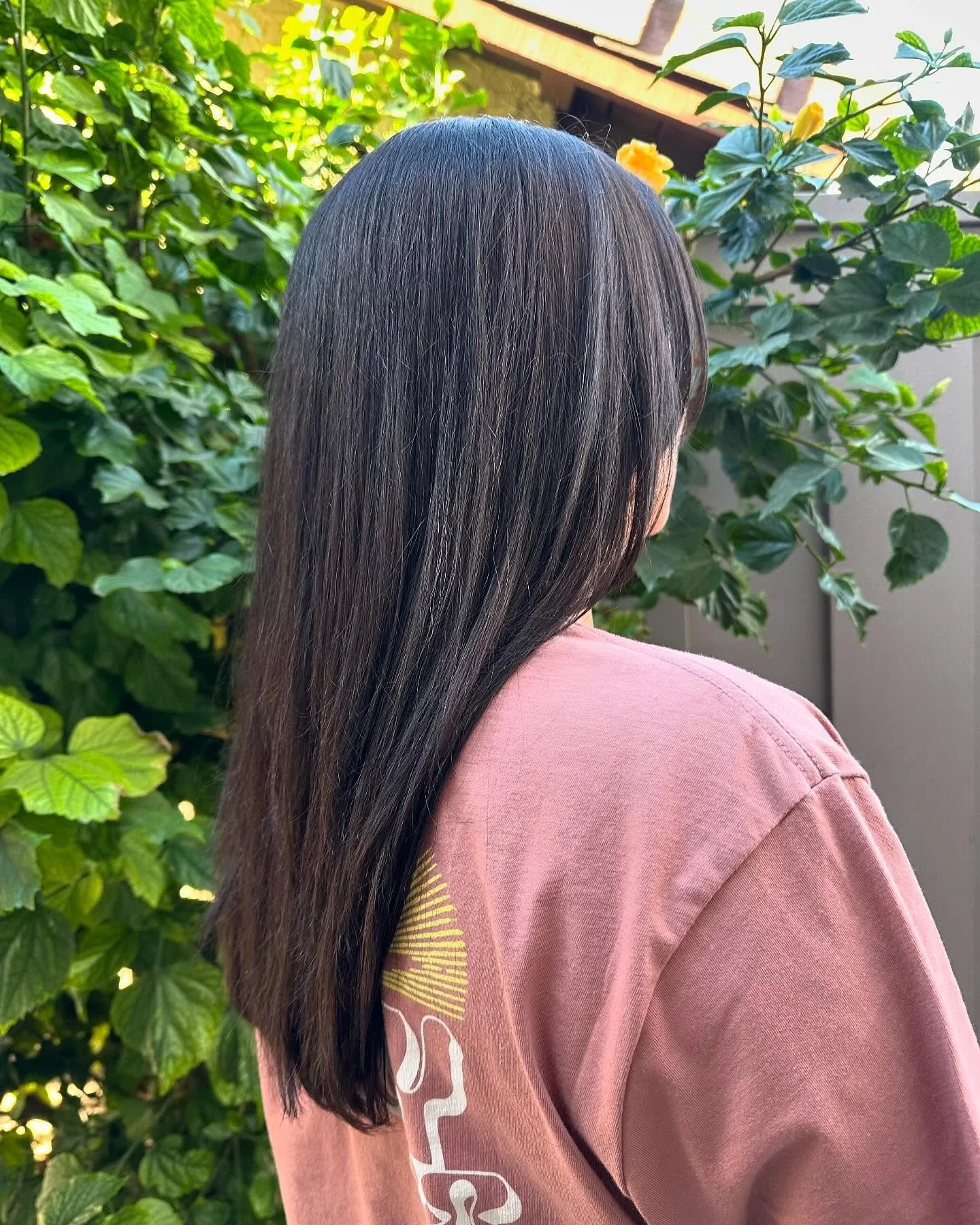 I&rsquo;m horrible at taking before photos but I did some grey coverage and a color correction on my beautiful mom today with @wellahair Kolestone Perfect Pure Naturals in 4/0 Medium Brown/Natural.