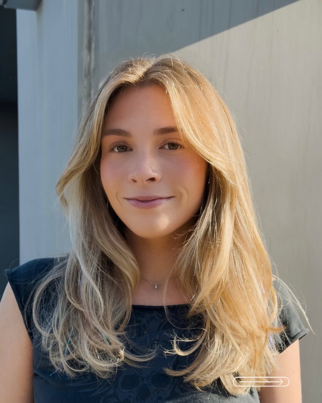 Had the pleasure of doing the prettiest hair on the prettiest girl! Kendall wanted a refresh that looked natural and sun-kissed. A ton of foils and about 5 toners later , this is the result. Do you think we nailed it? 

Special thanks to @carleyschai