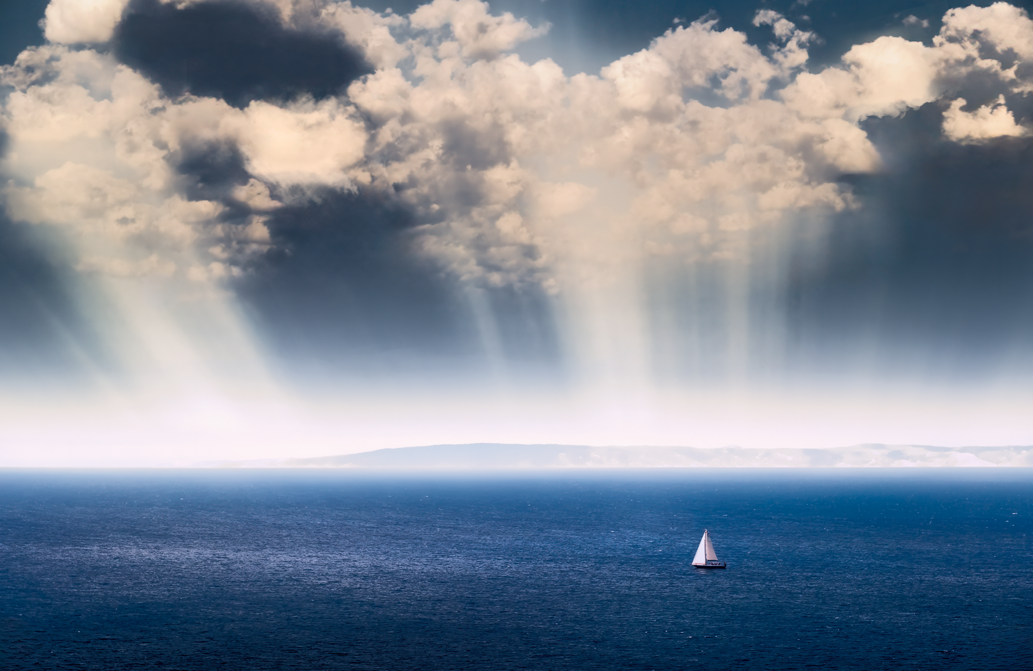 DSCF5645-Edit-2-SailingBoat-OKprint-LUM-40x26cm-OK-2_2048x1331_U_70_Long Edge.png