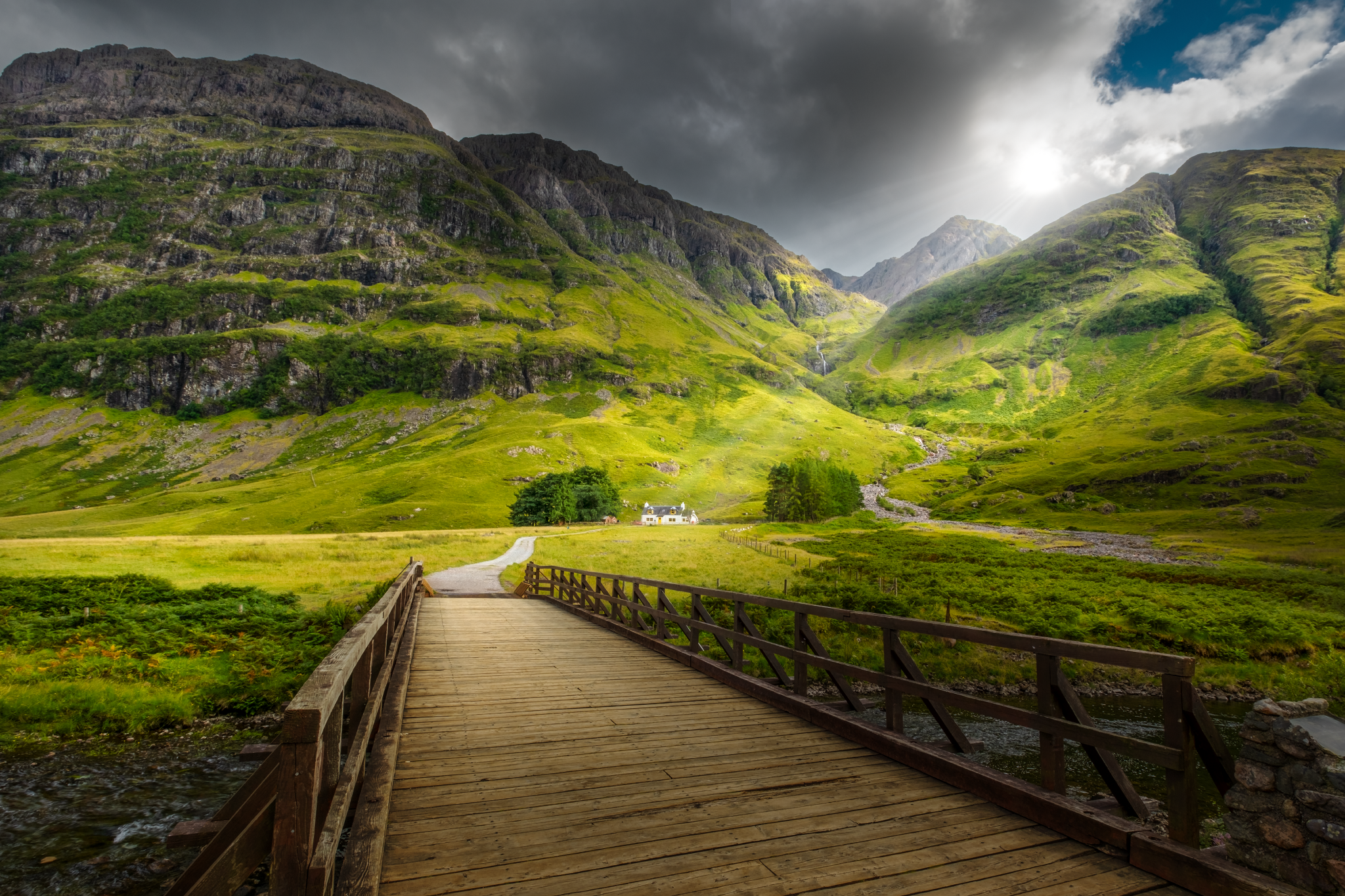 DSCF6674-Edit-lightGamesOK_2048x1365_U_40_Long Edge.png