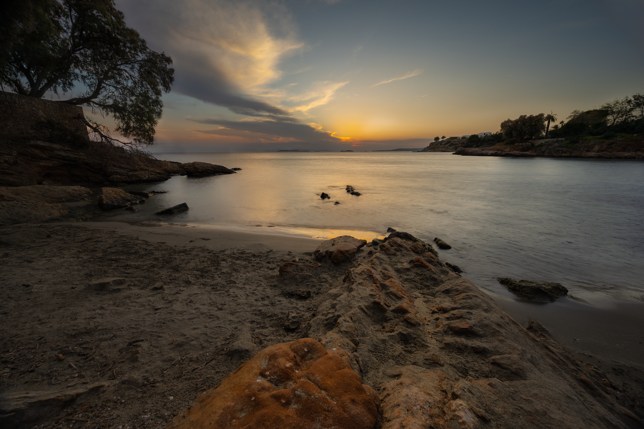 _DSC4195-1-lum-lessSat_Long Edge_2048x1365_U_70.png