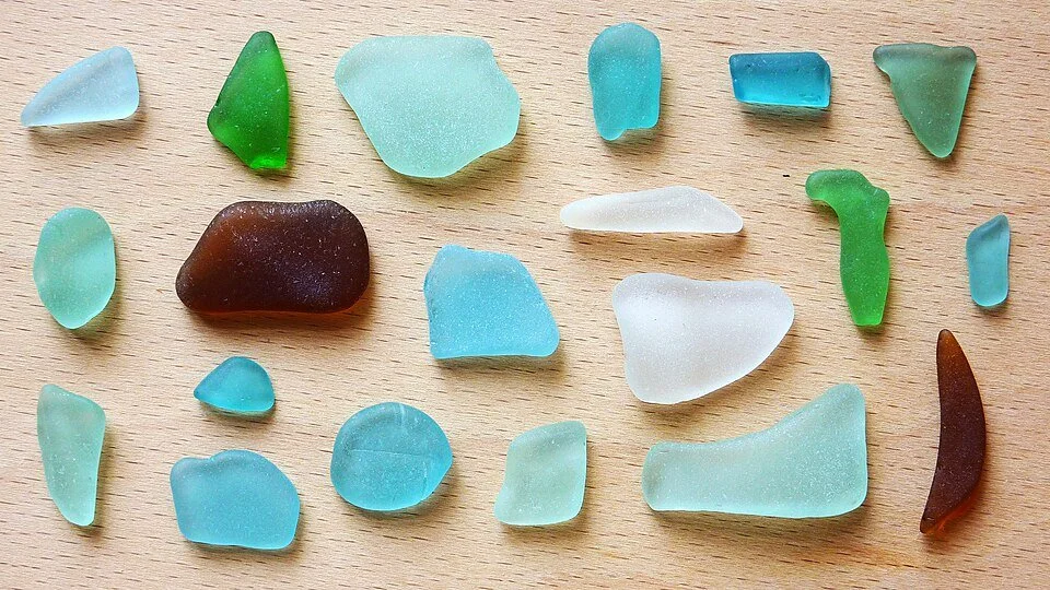 Sea_glass_-_01.jpg