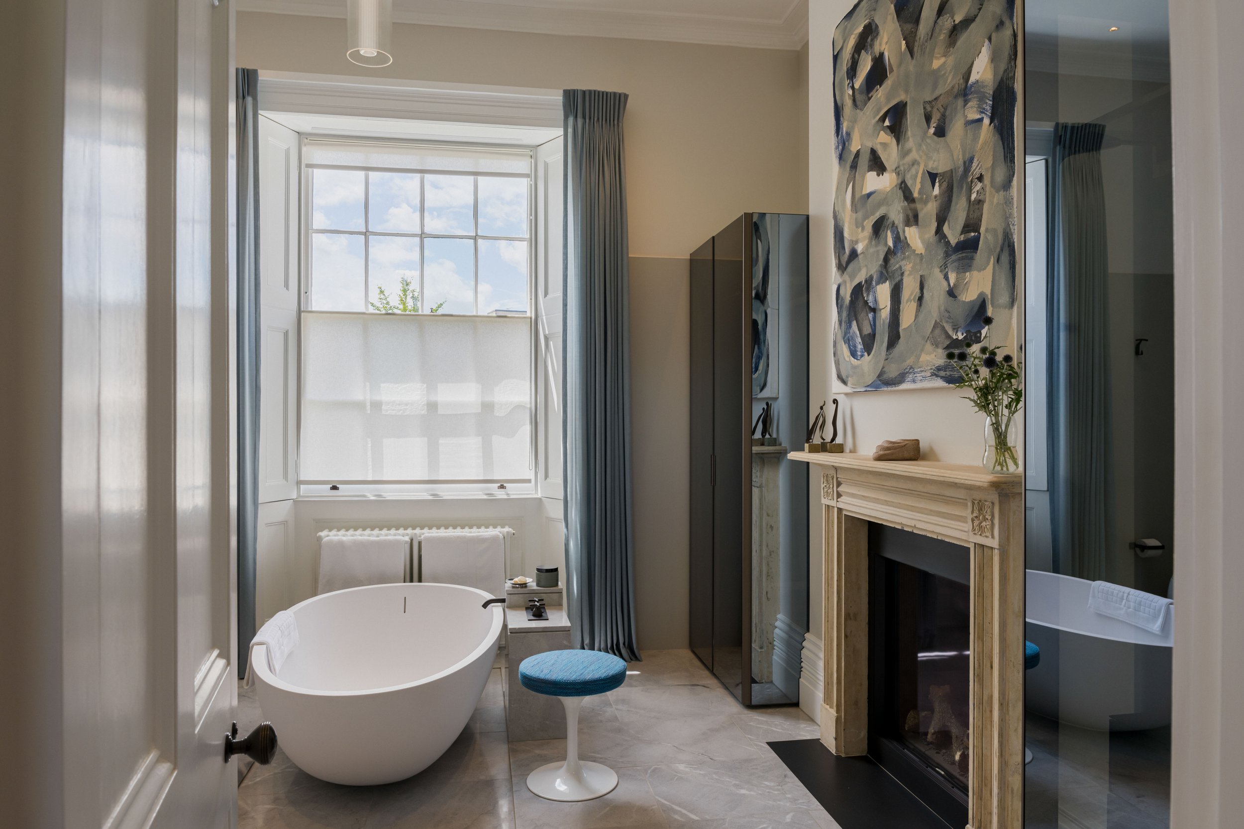 A7R06168-HDR - 2024 - 36 St Giles - Oxford - Low res - Bathroom No.1.jpg