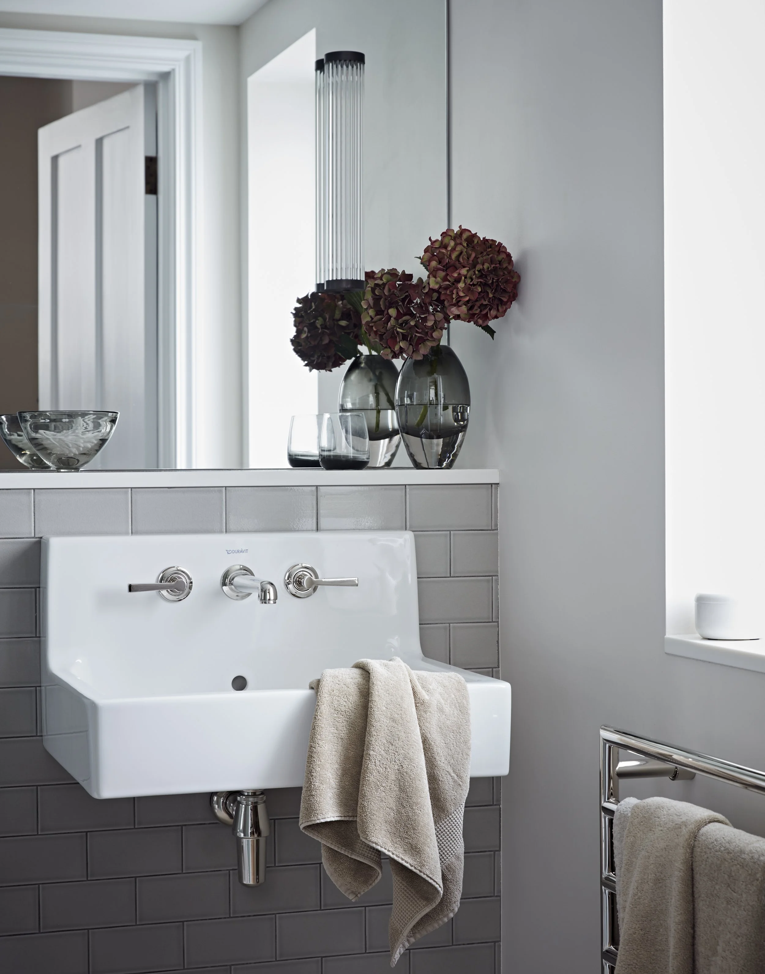 Sally Glos Ave 10.16_0356_HR.jpg