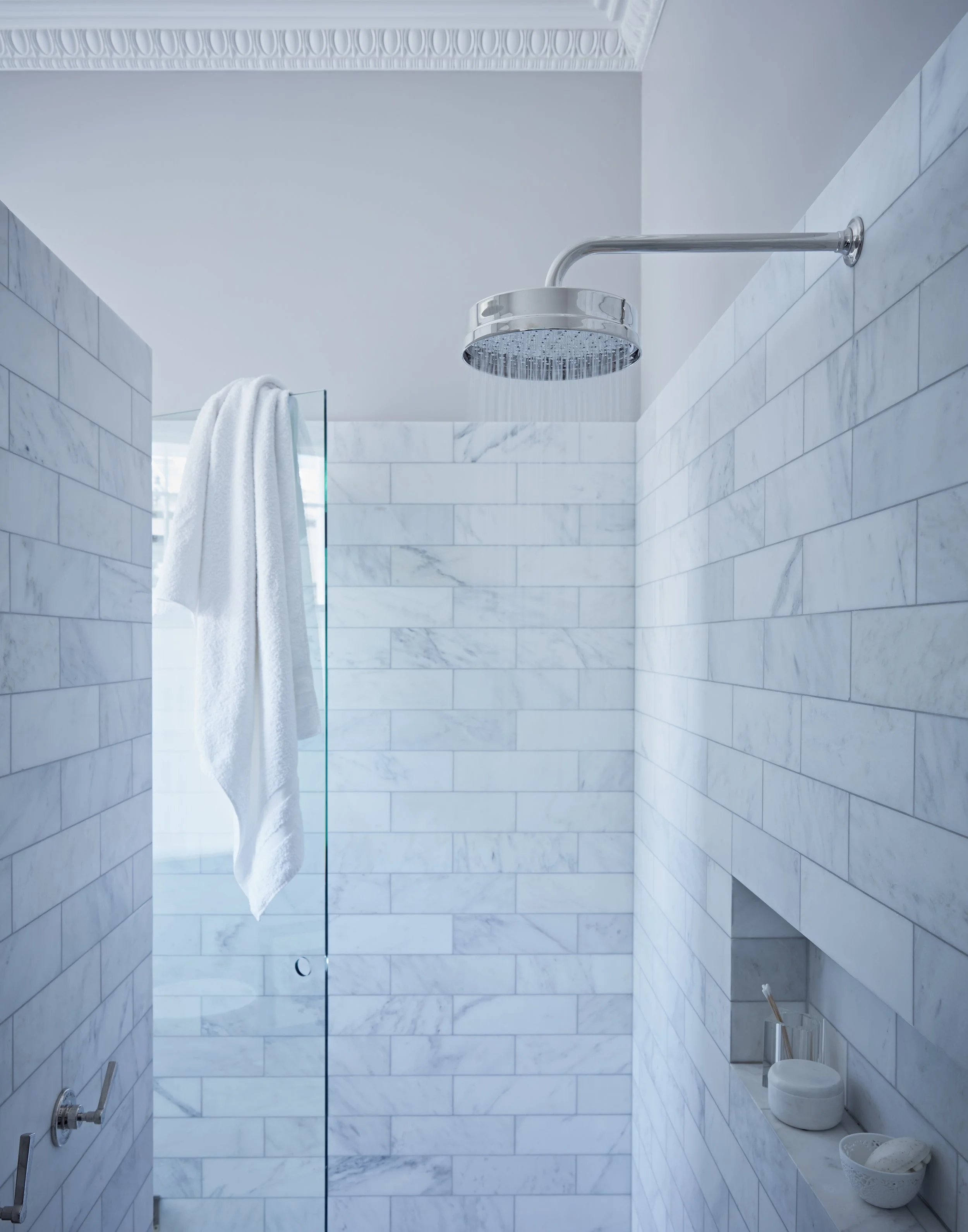 Sally Glos Ave 10.16_0400_HR.jpg