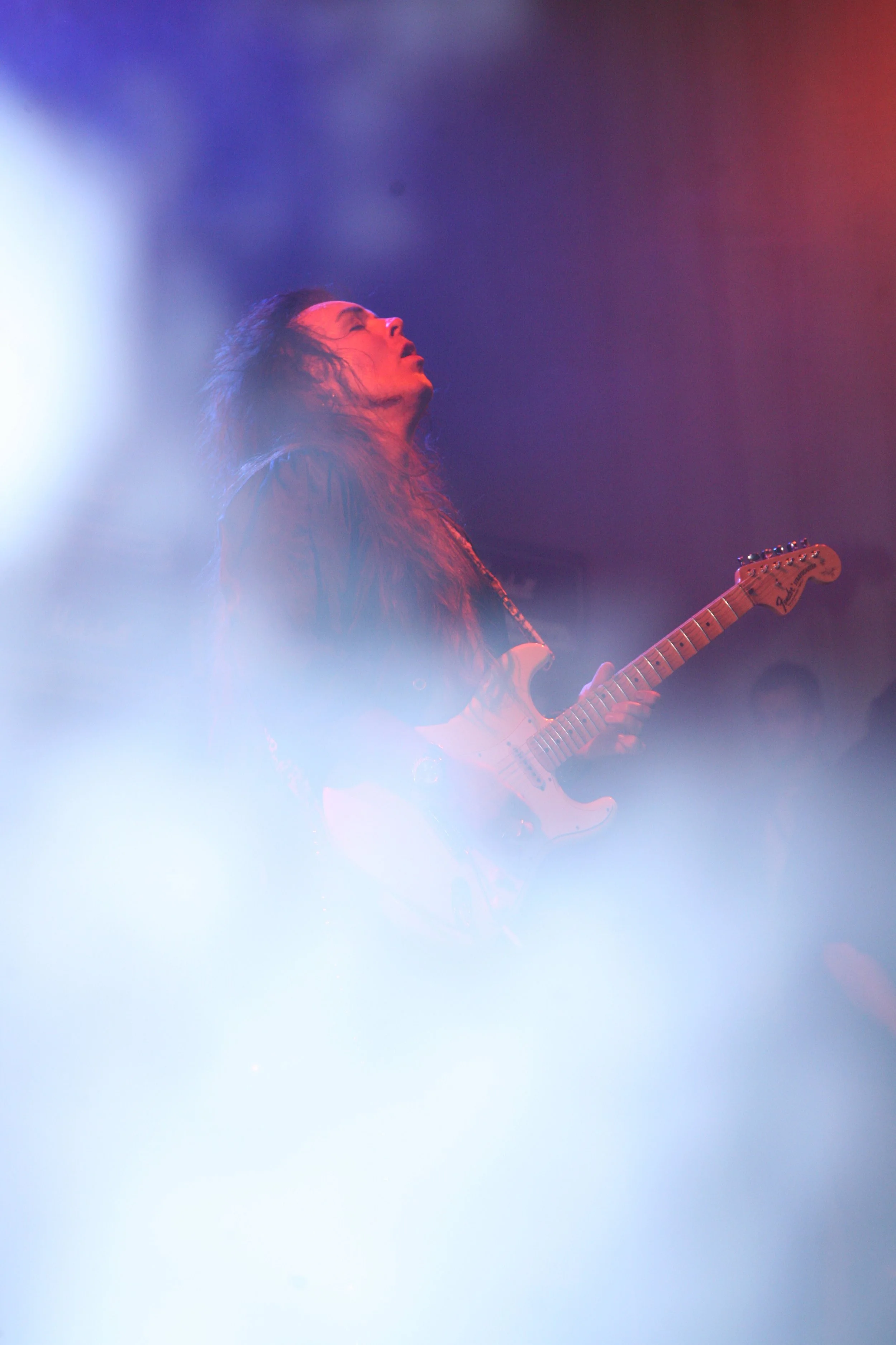 Gitarist Performansı

Virtüözite, sahne enerjisi ve Yngwie Malmsteen etkisi.

Guitarist Performance

Virtuosity, stage energy and the influence of Yngwie Malmsteen. [calm]

