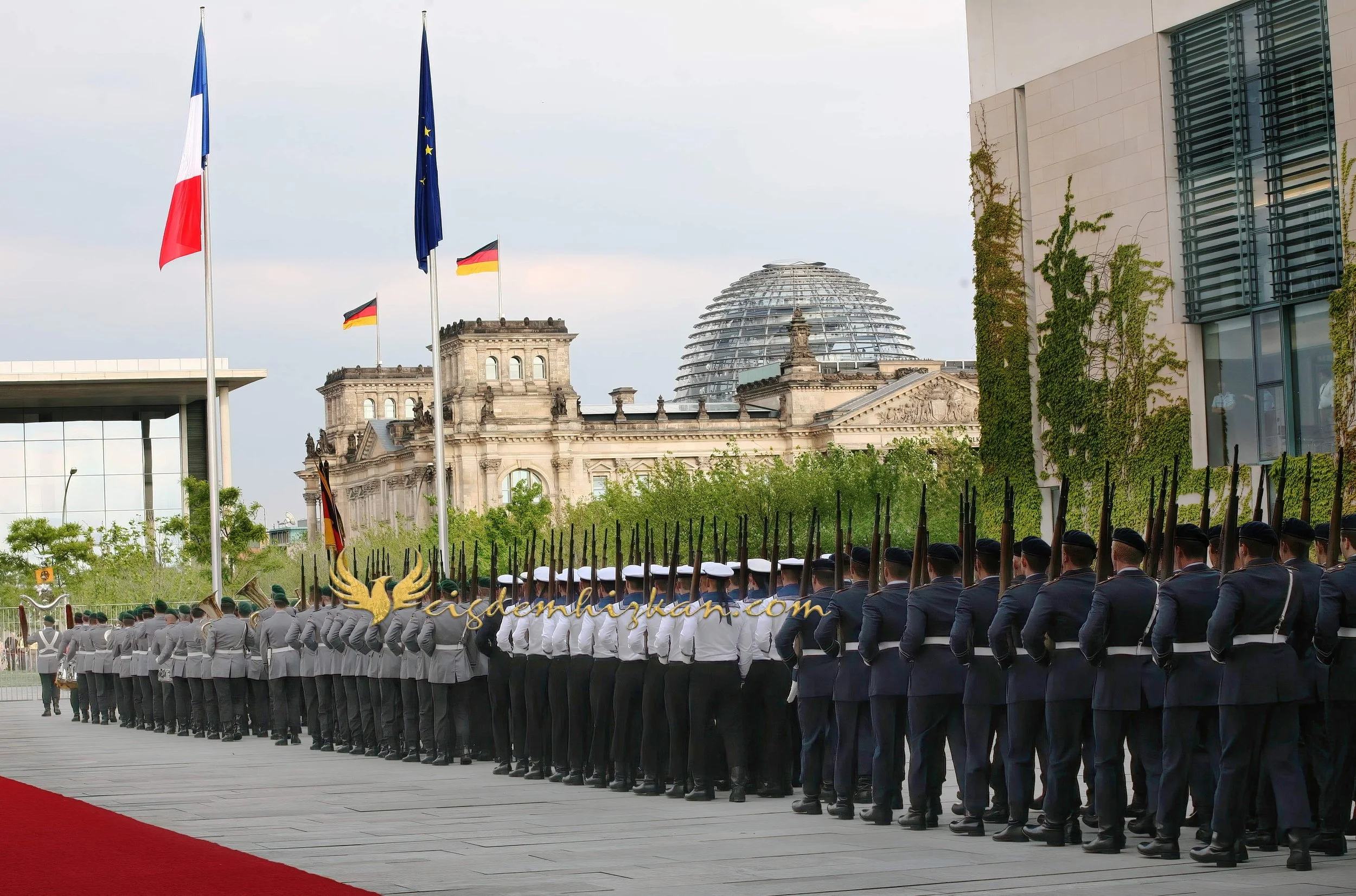 Chancellor Angela Merkel and President Nicolas Sarkozy - Berlin Bundestag 2007 - "Merkozy": Franco-German Relations - Sarkozy's inaugural visit to Berlin - Military Ceremony