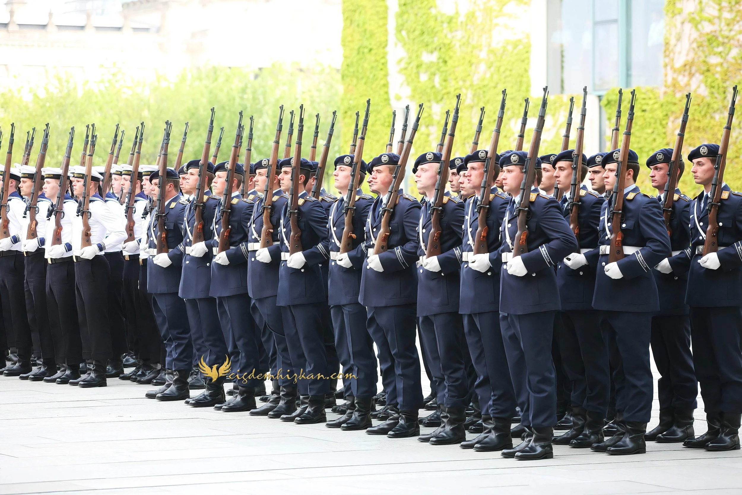 Chancellor Angela Merkel and President Nicolas Sarkozy - Berlin Bundestag 2007 - "Merkozy": Franco-German Relations - Sarkozy's inaugural visit to Berlin - Military Ceremony
