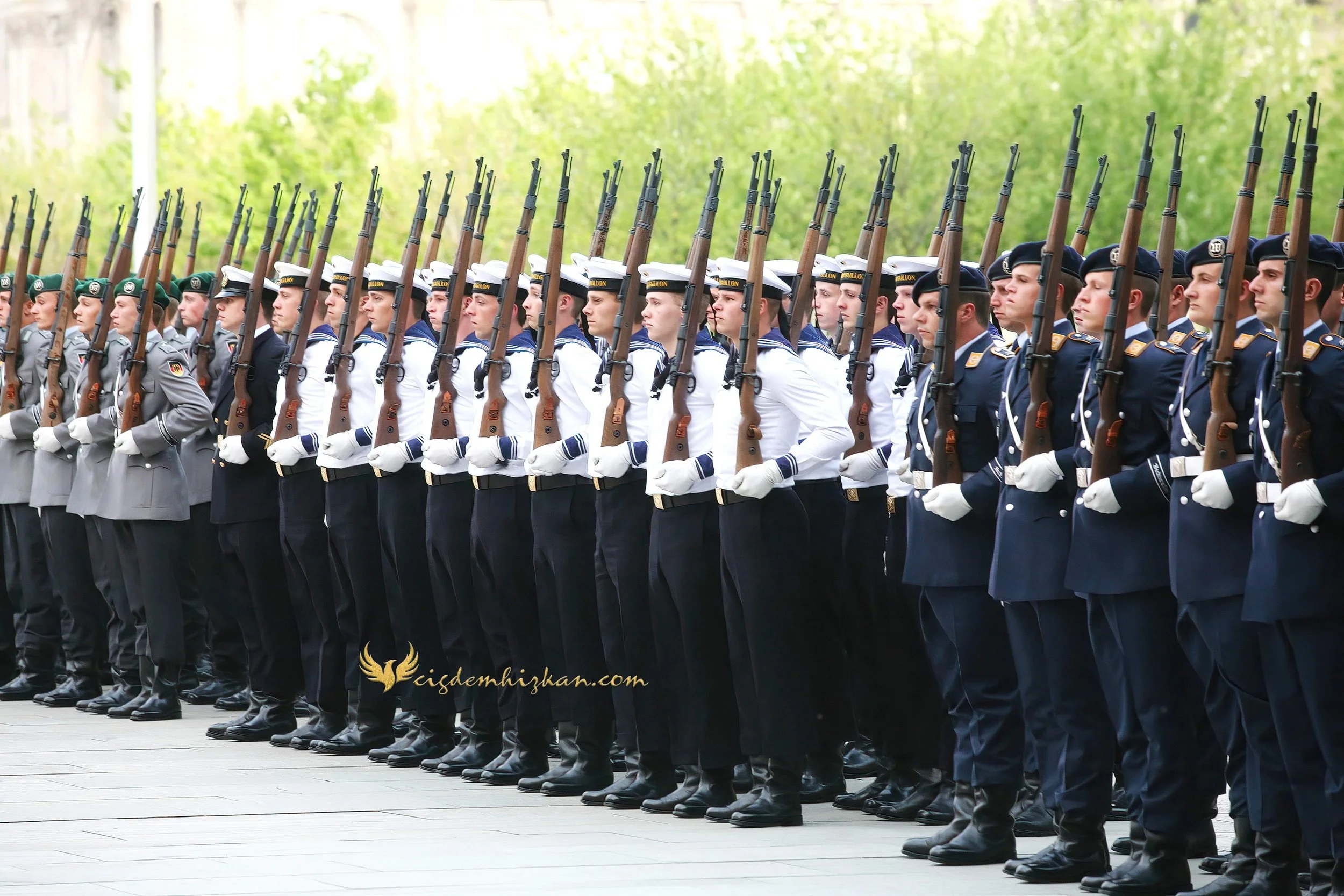 Chancellor Angela Merkel and President Nicolas Sarkozy - Berlin Bundestag 2007 - "Merkozy": Franco-German Relations - Sarkozy's inaugural visit to Berlin - Military Ceremony
