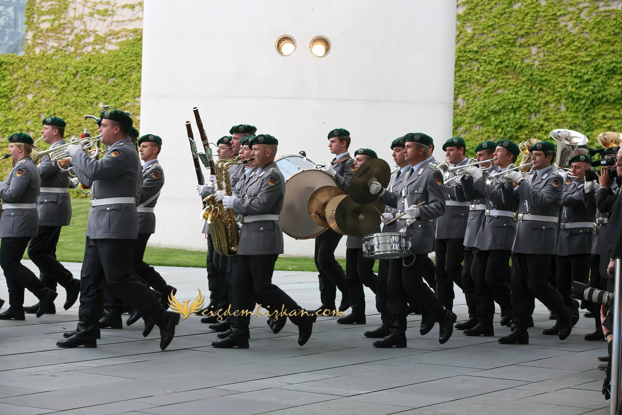 Chancellor Angela Merkel and President Nicolas Sarkozy - Berlin Bundestag 2007 - "Merkozy": Franco-German Relations - Sarkozy's inaugural visit to Berlin - Military Ceremony
