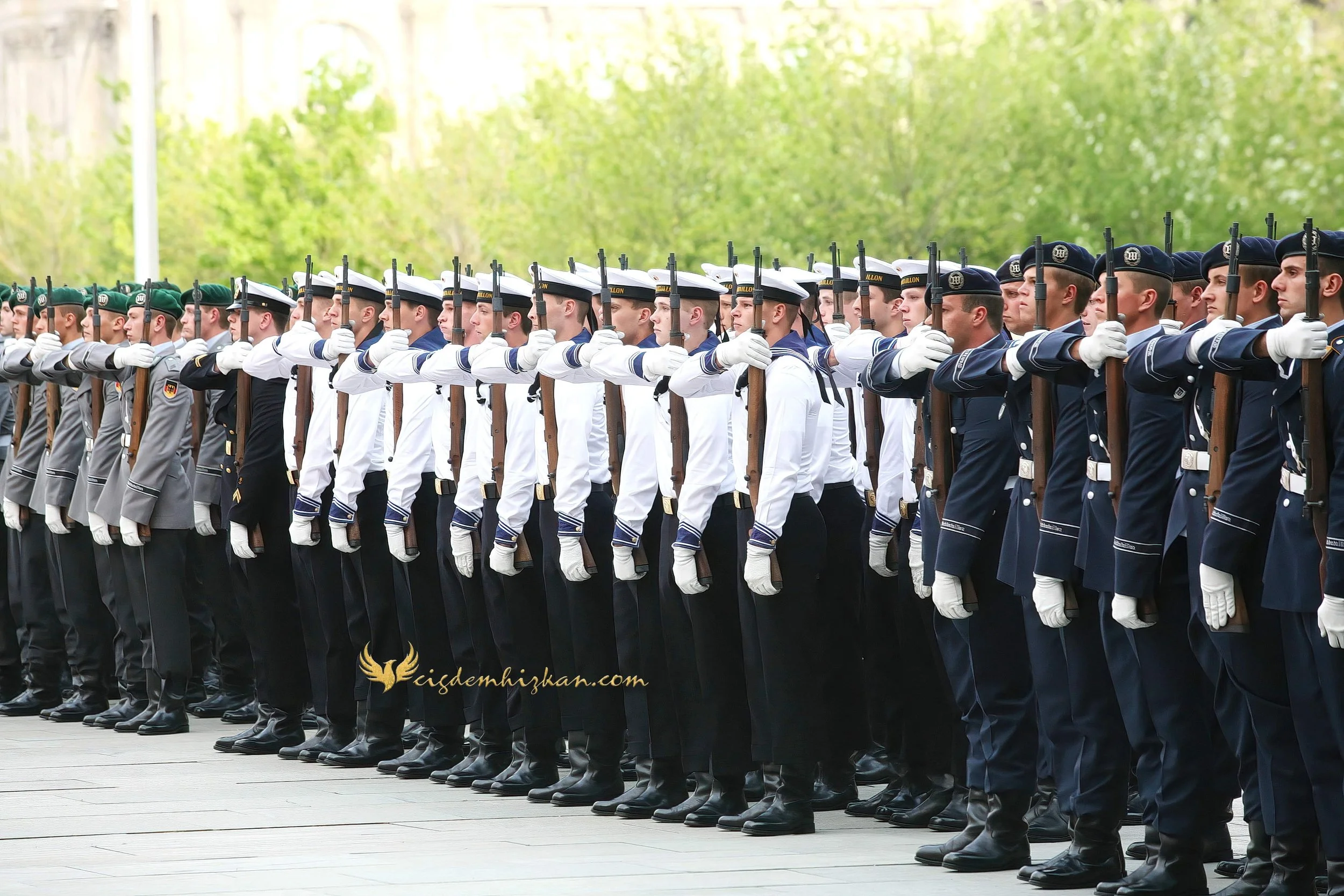 Chancellor Angela Merkel and President Nicolas Sarkozy - Berlin Bundestag 2007 - "Merkozy": Franco-German Relations - Sarkozy's inaugural visit to Berlin - Military Ceremony
