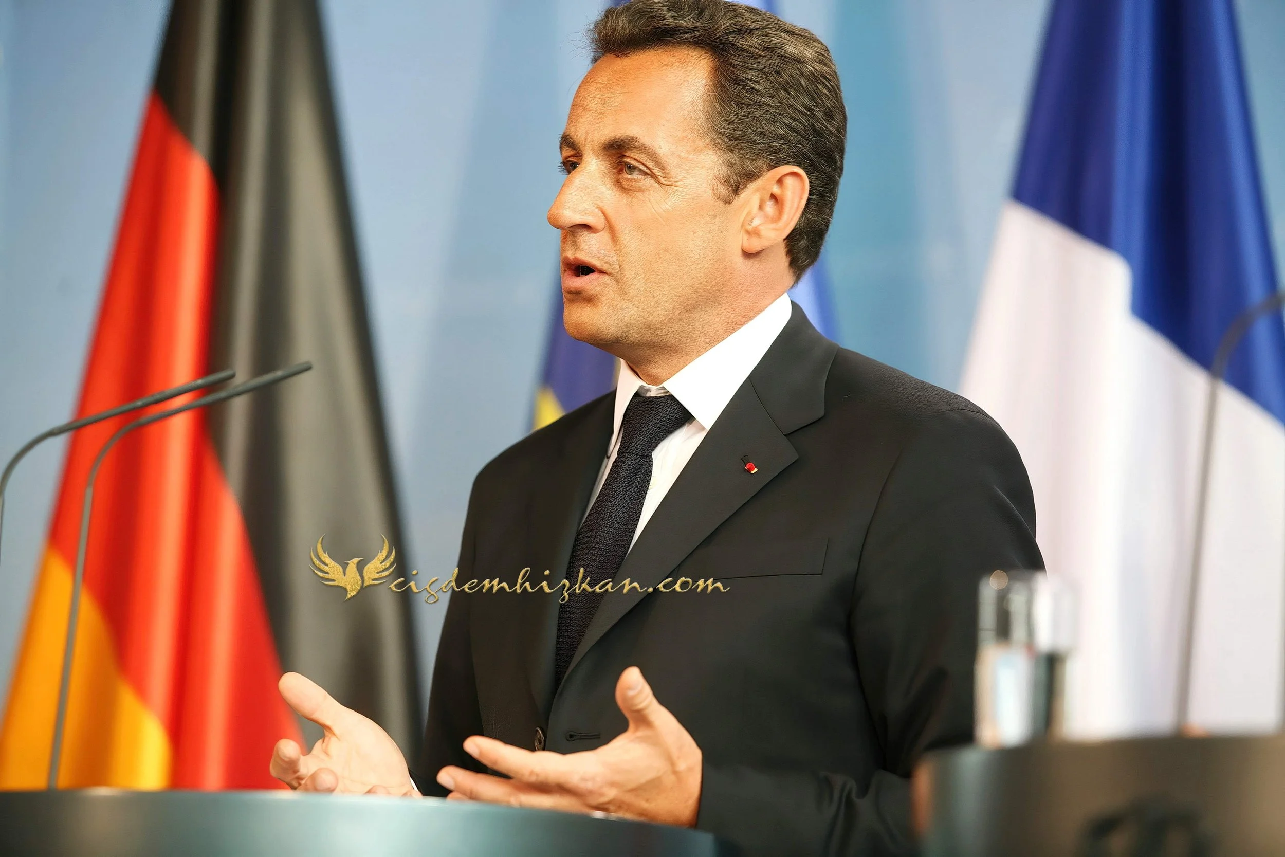 Chancellor Angela Merkel and President Nicolas Sarkozy - Berlin Bundestag 2007 - "Merkozy": Franco-German Relations - Sarkozy's inaugural visit to Berlin - Military Ceremony
