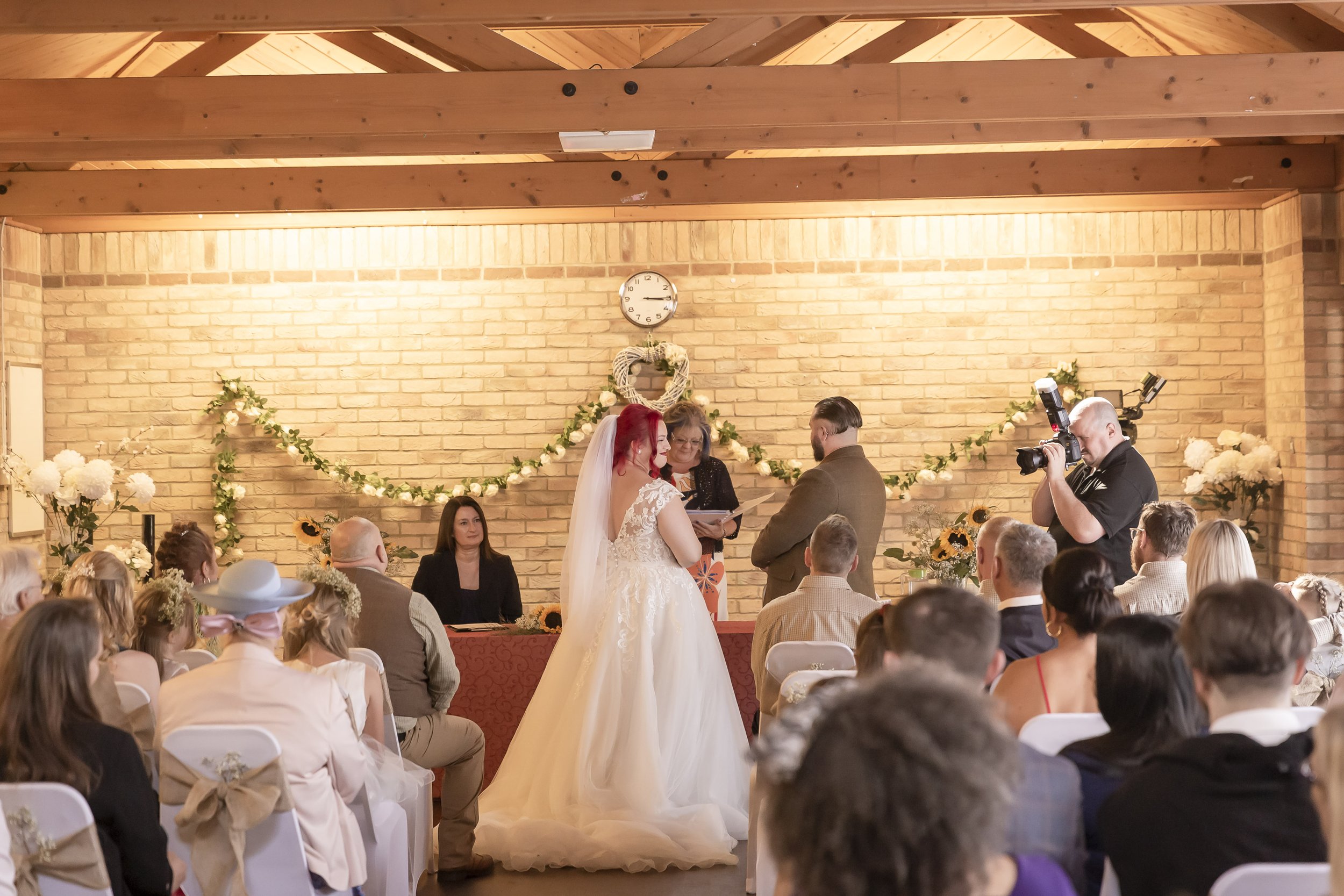 Mr and Mrs Dunn 2022 - 0667.jpg