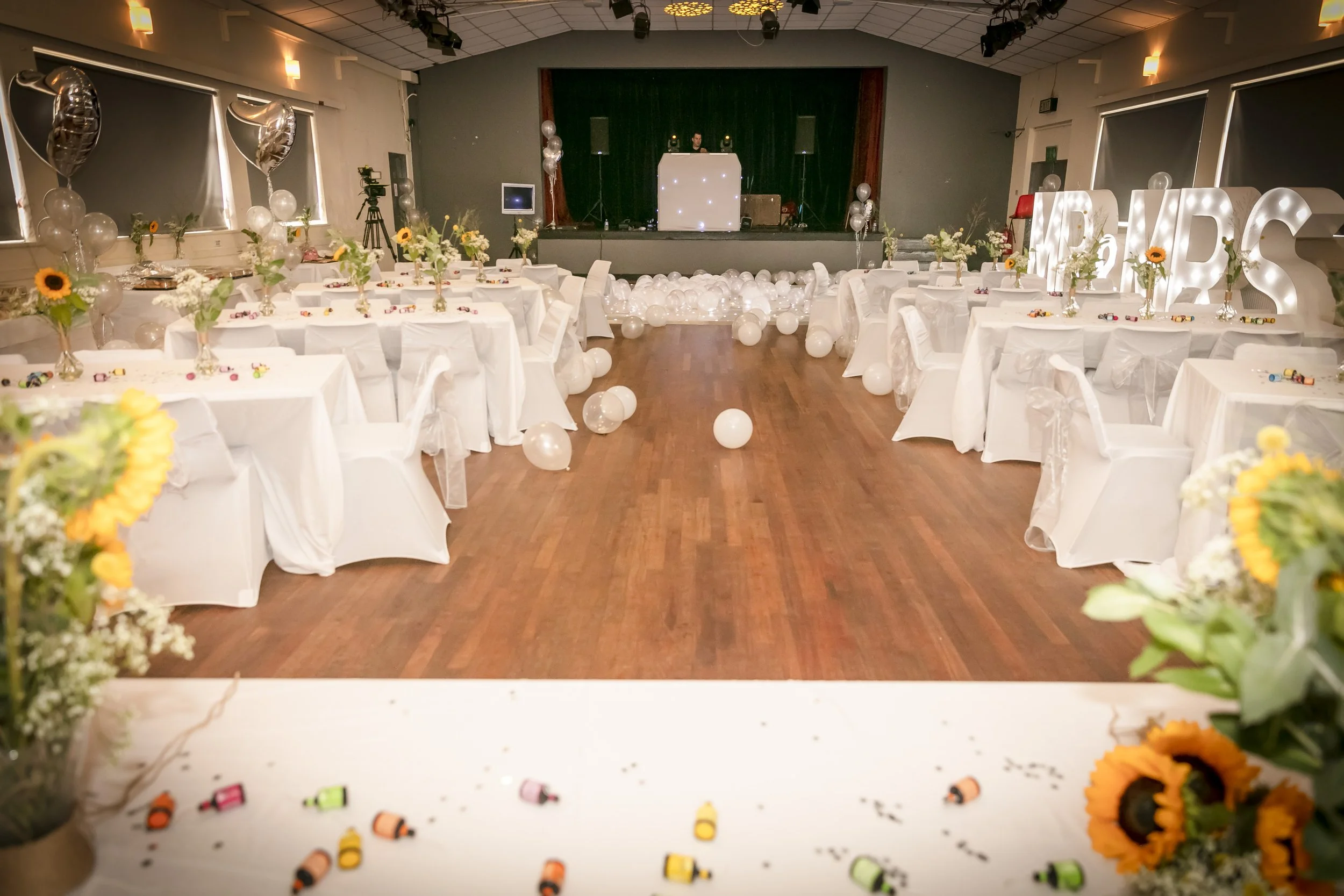 Mr and Mrs Dunn 2022 - 0855.jpg