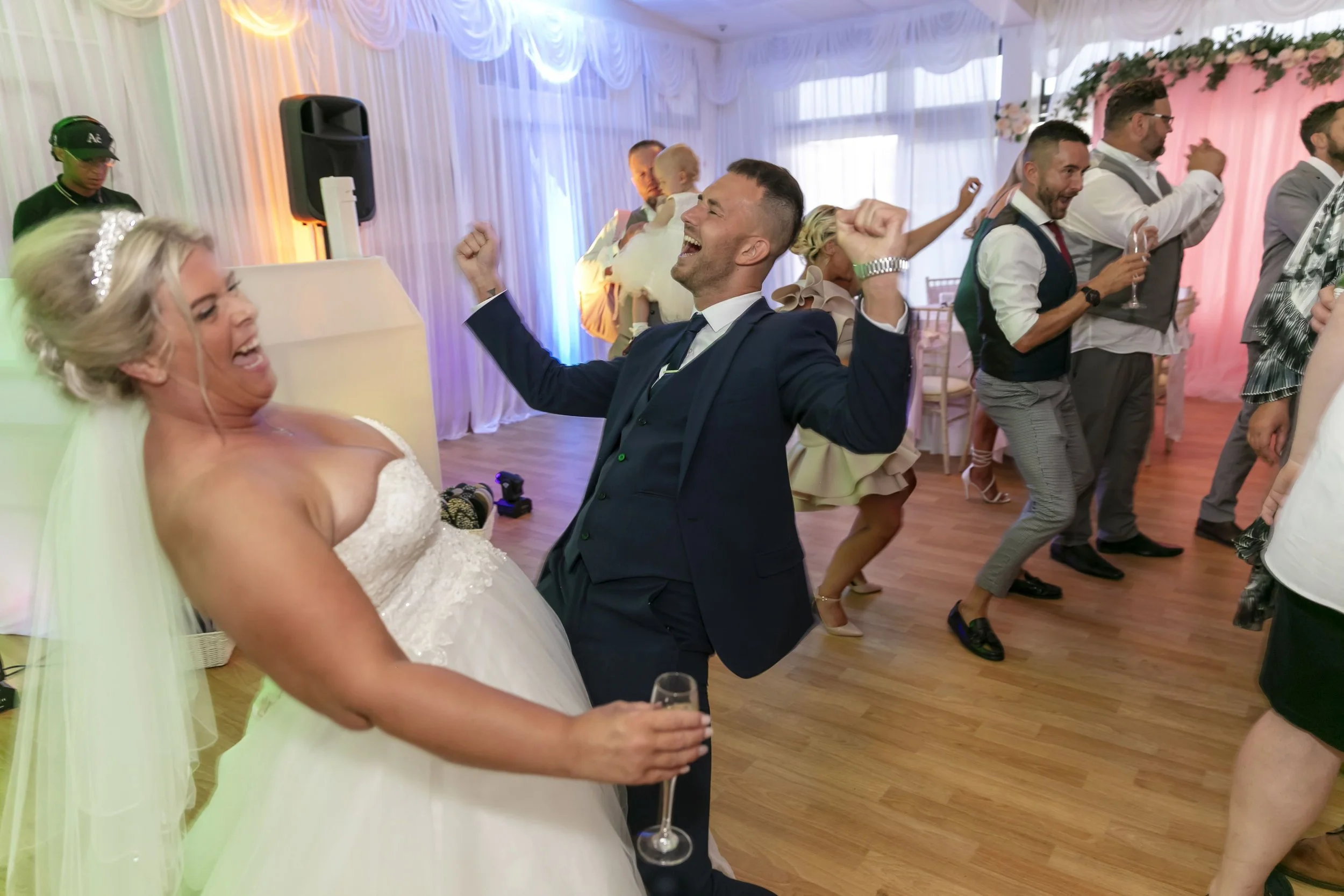 The Wedding of Tina and Kyle 2021 - Colour -1004.jpg