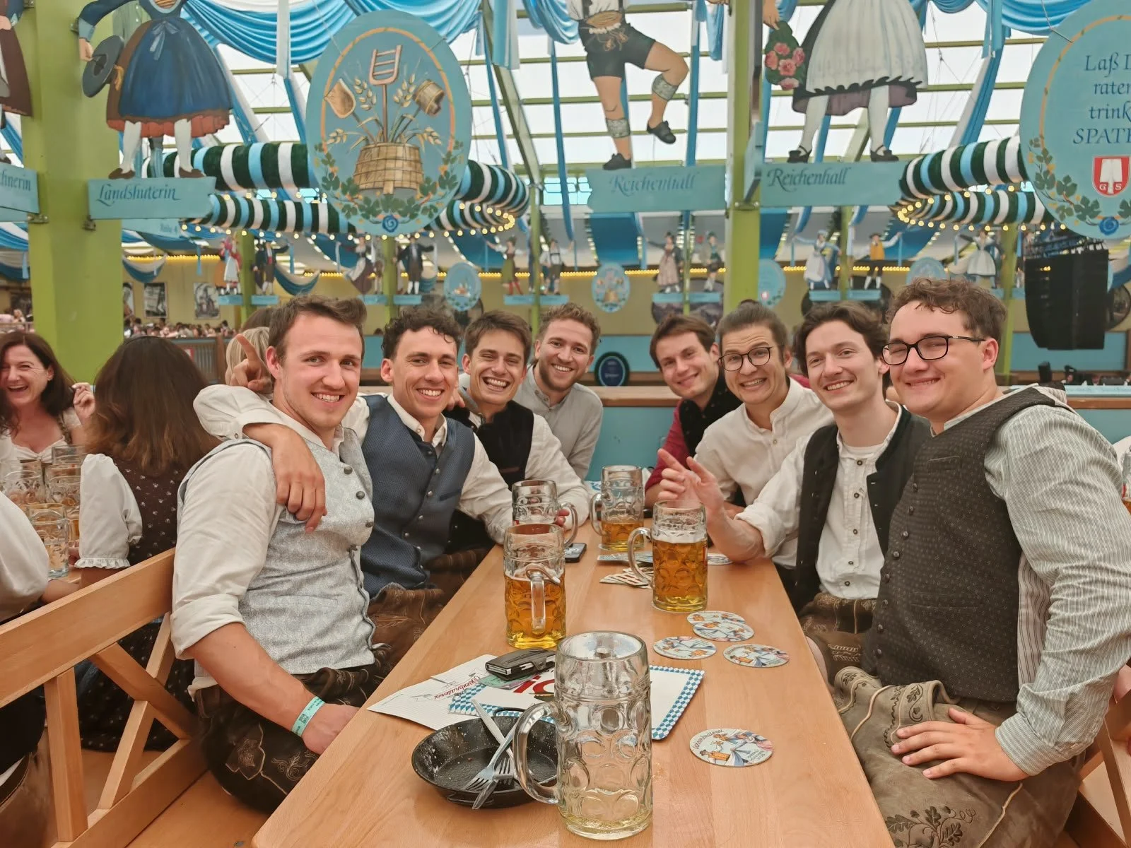 handball_wiesn7.jpeg