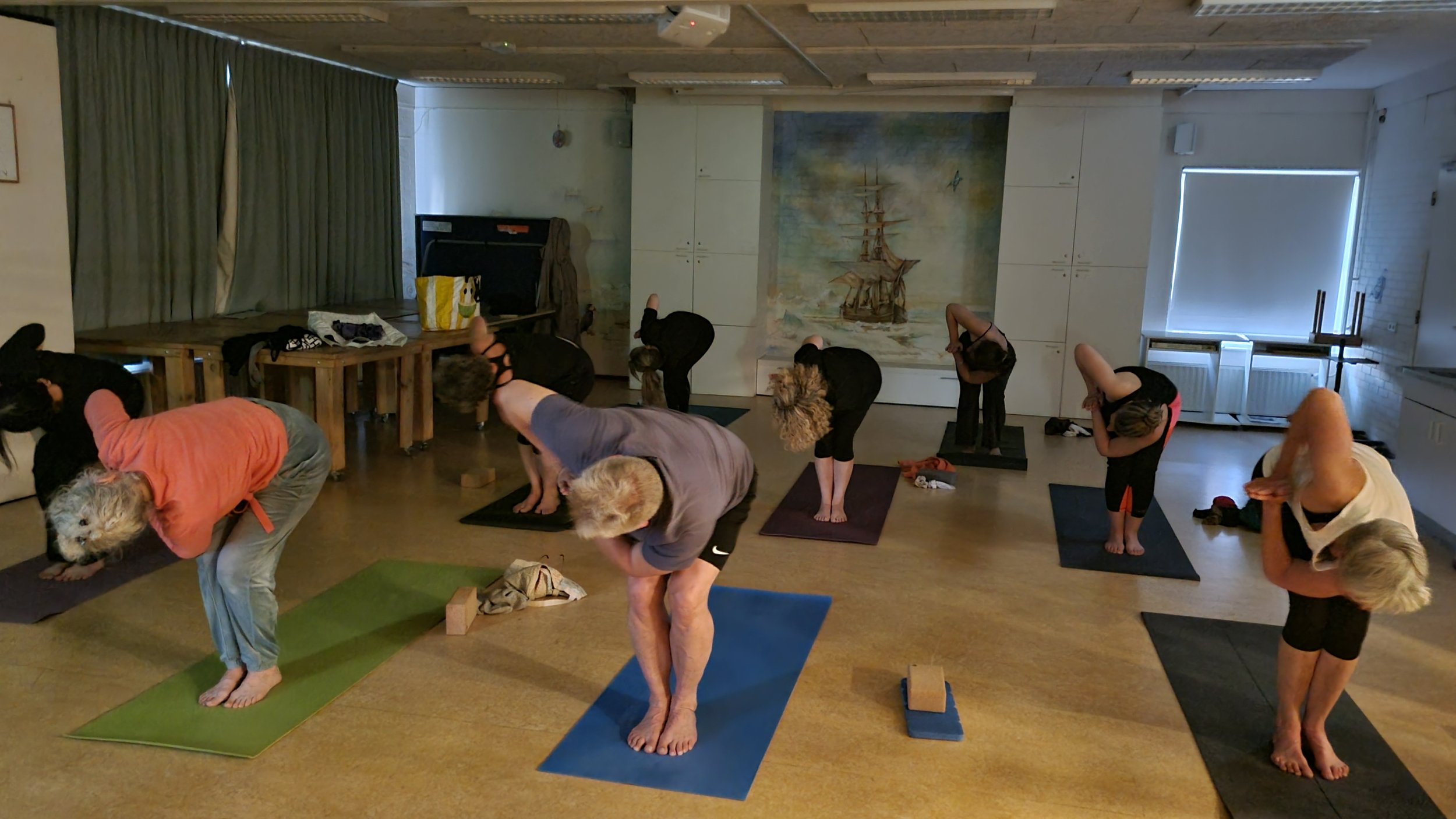 Een yogales in Diemen